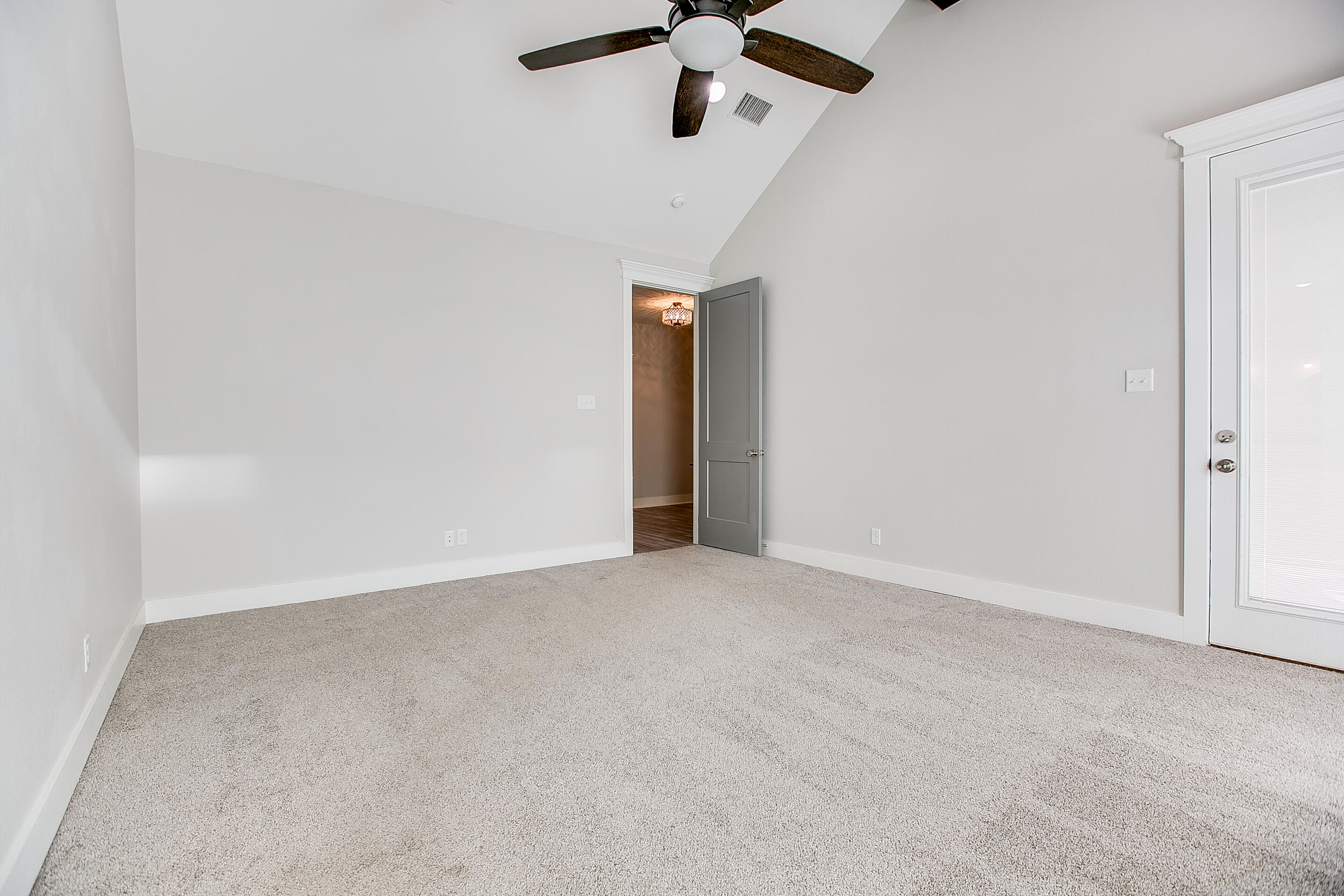 3055 Champions Circle Property Photo 21