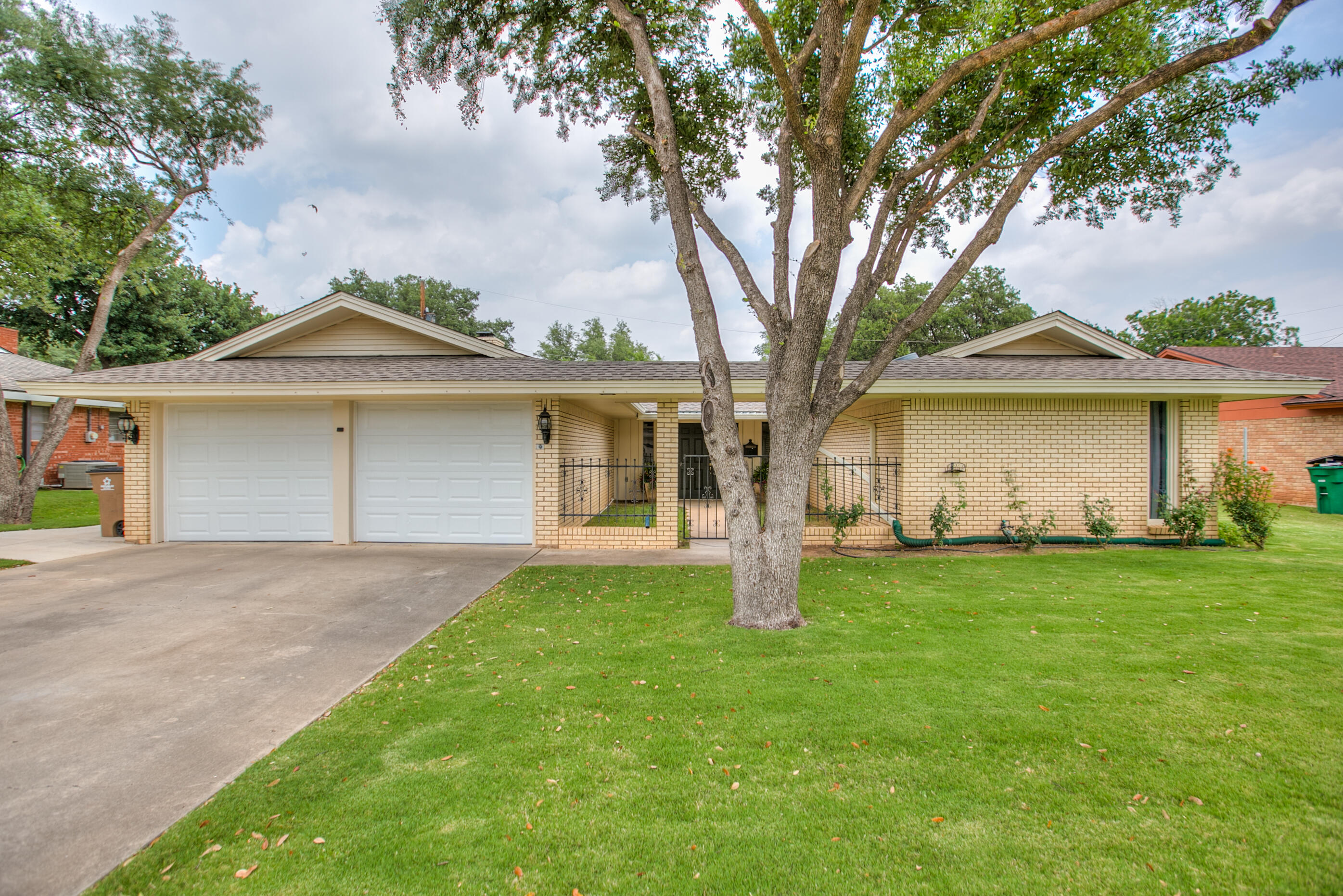 3214 Tanglewood Drive Property Photo 7