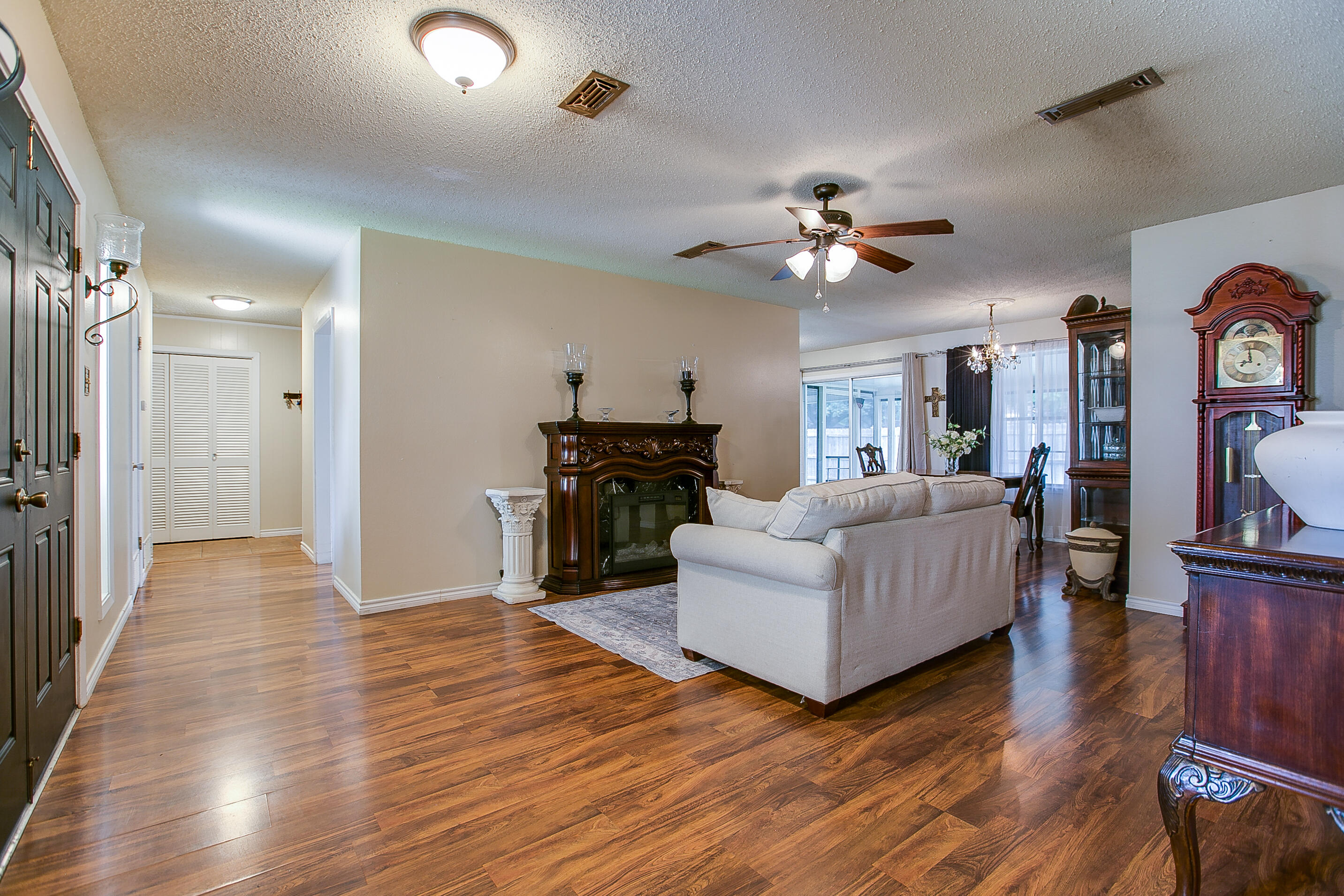 3214 Tanglewood Drive Property Photo 11