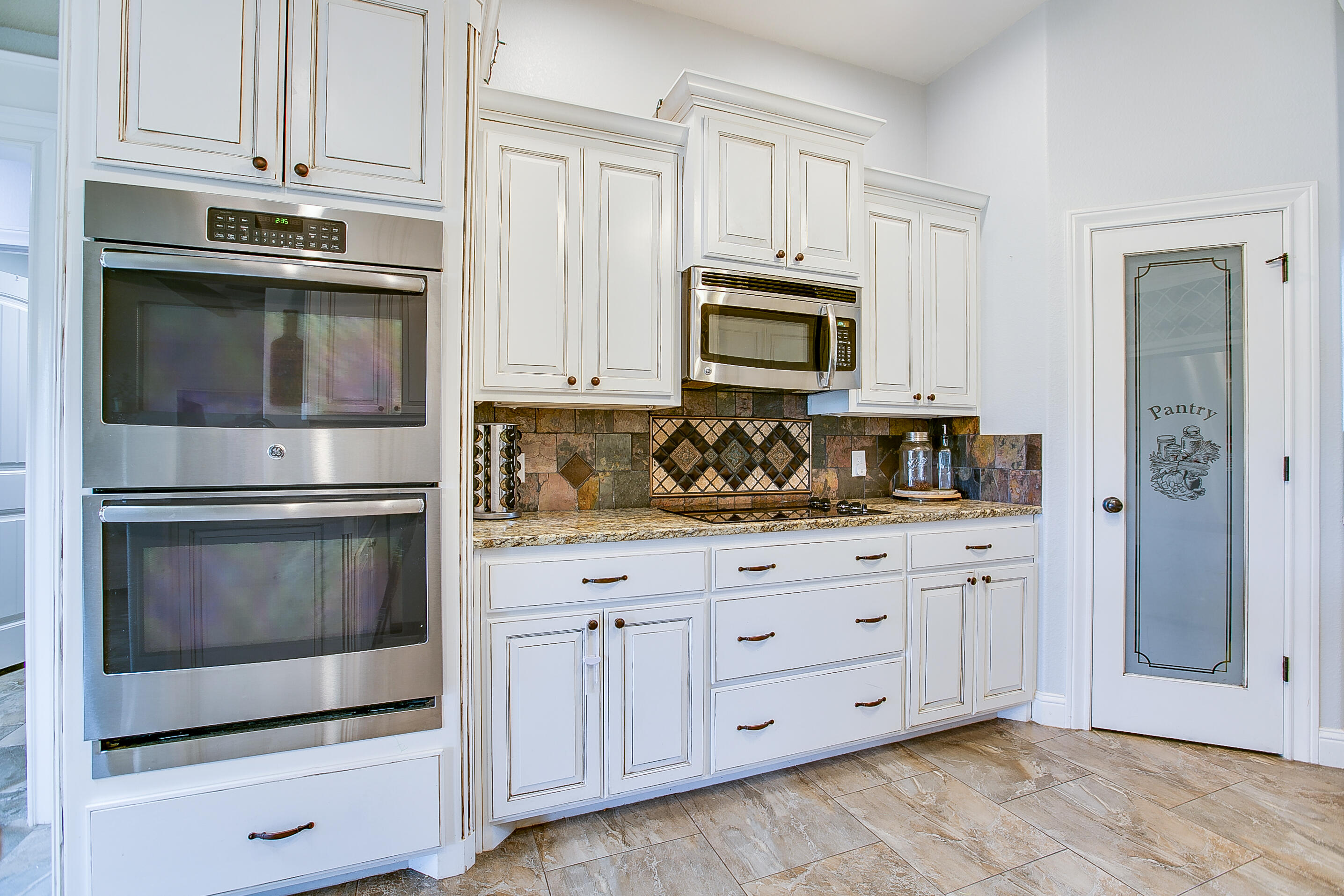 7920 Bison Trail Property Photo 14