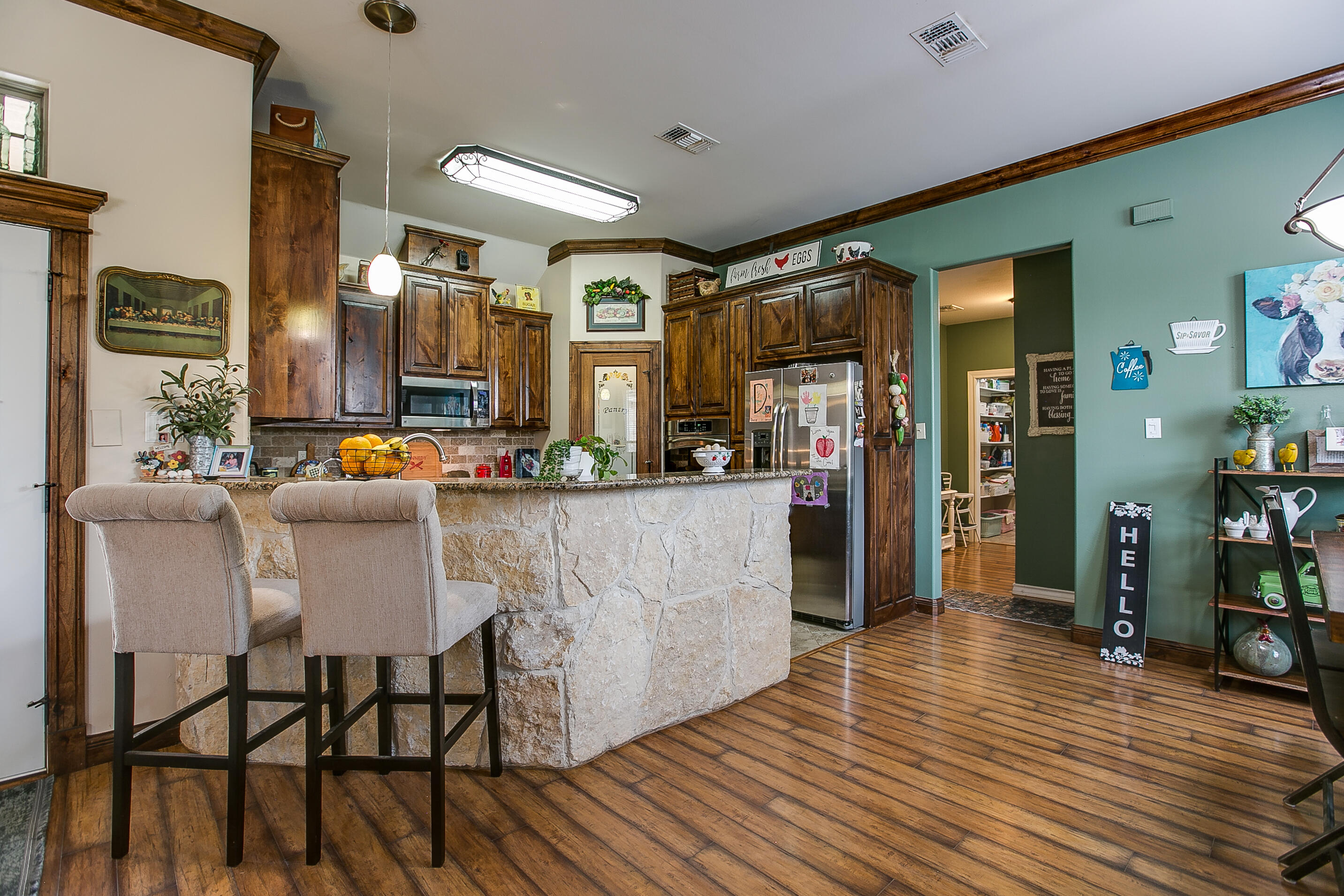7758 Elk Run Property Photo 9