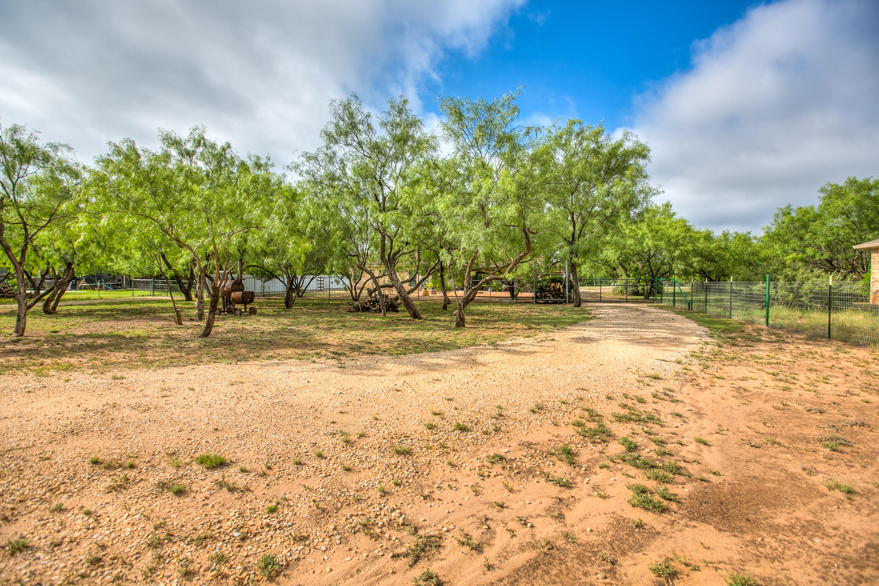 7758 Elk Run Property Photo 30