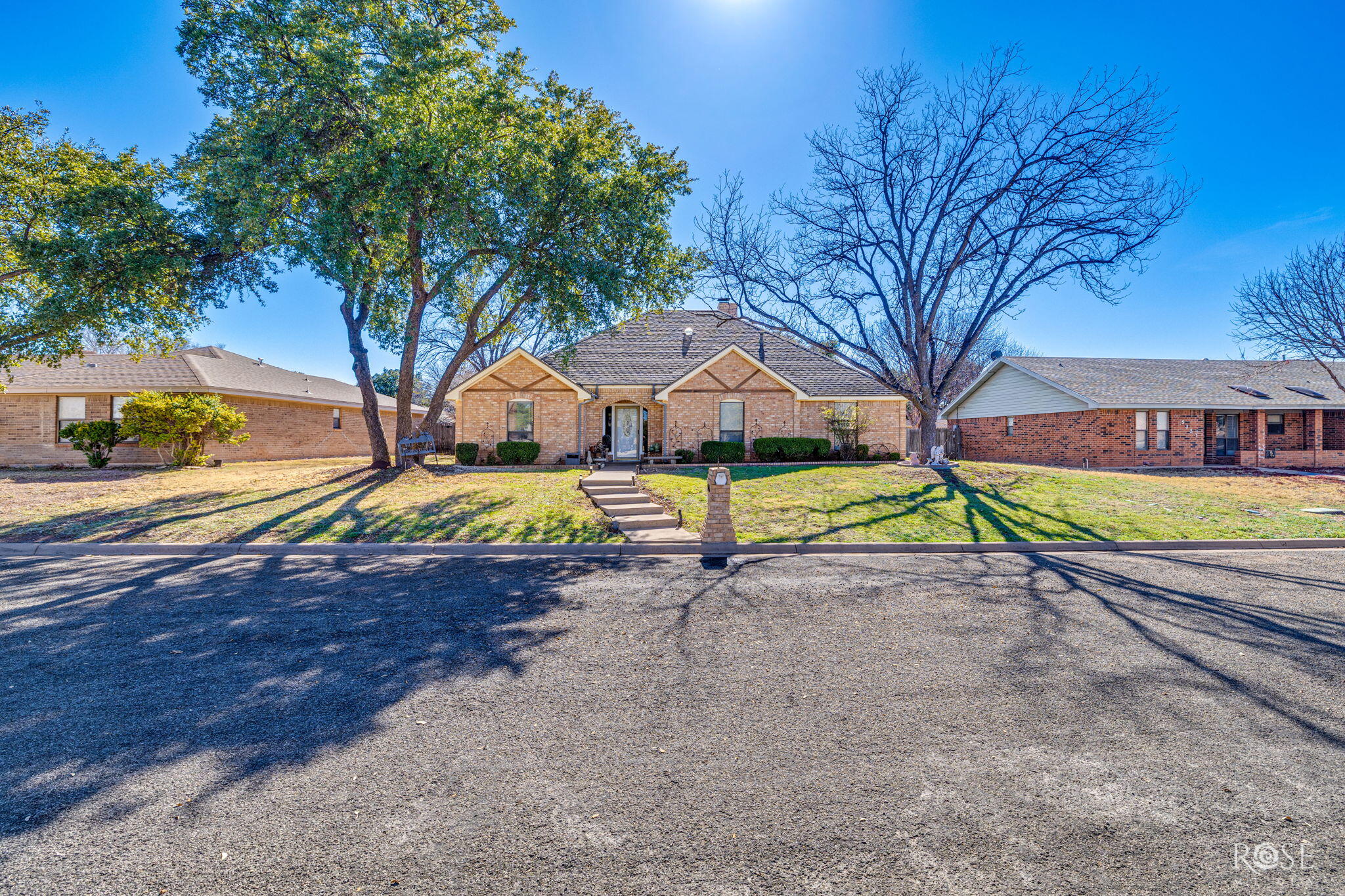 5333 Saddle Ridge Trail Property Photo 3