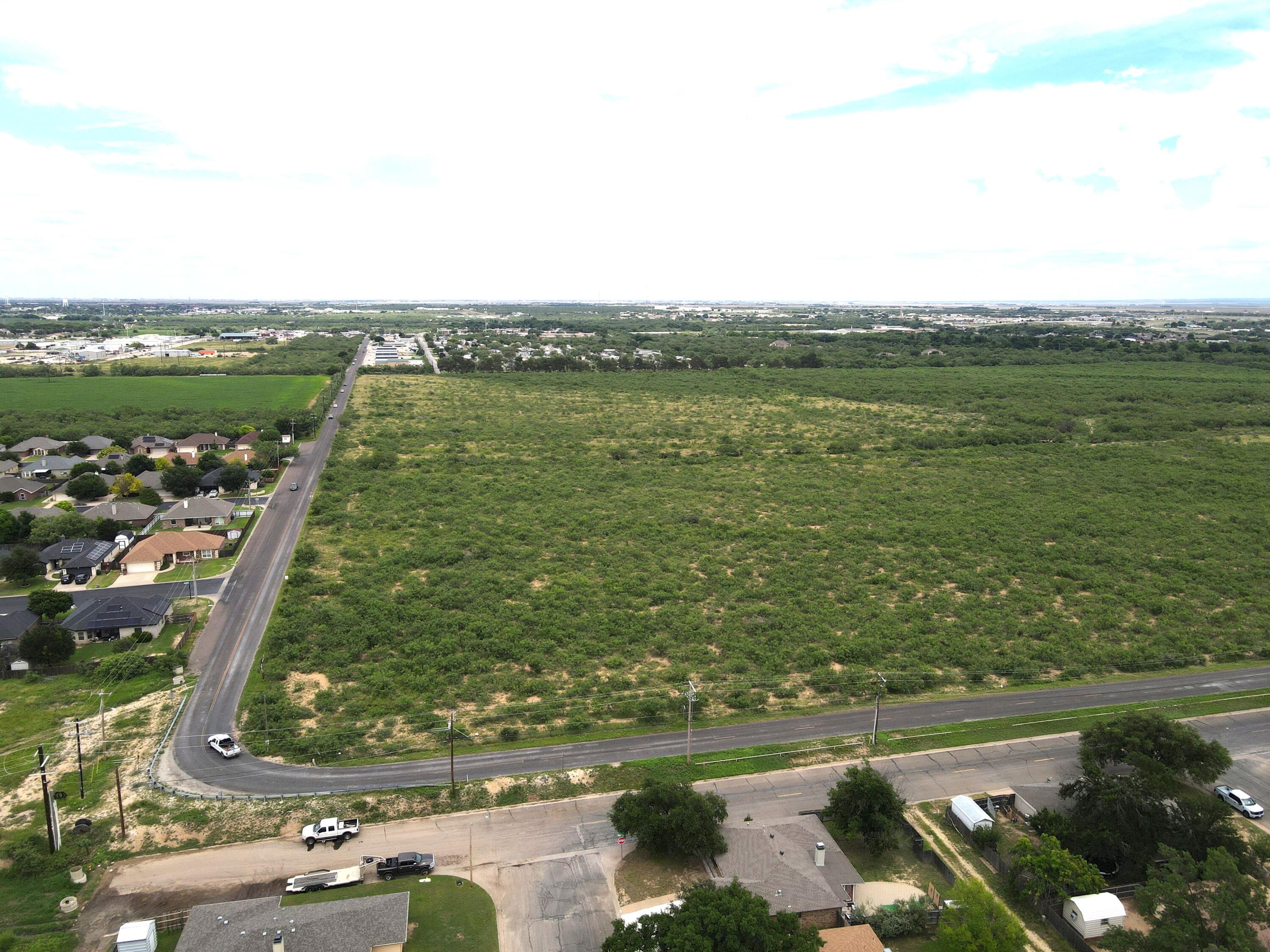 2221 Cox Lane Property Photo 4