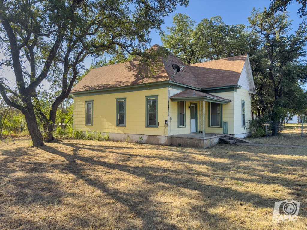 901 S Walnut Street Property Photo 6