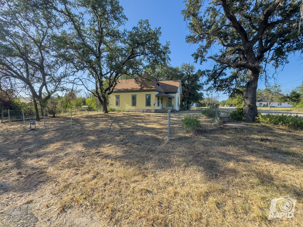 901 S Walnut Street Property Photo 7