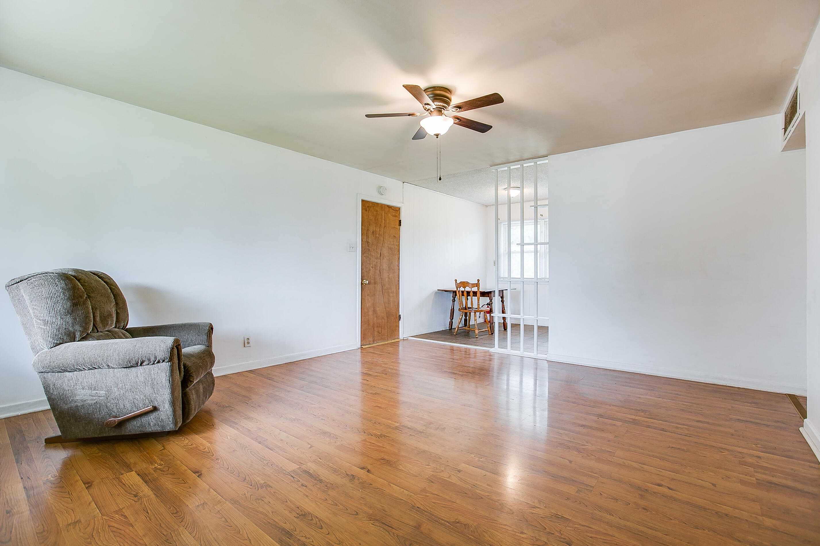 2548 A&m Avenue Property Photo 6