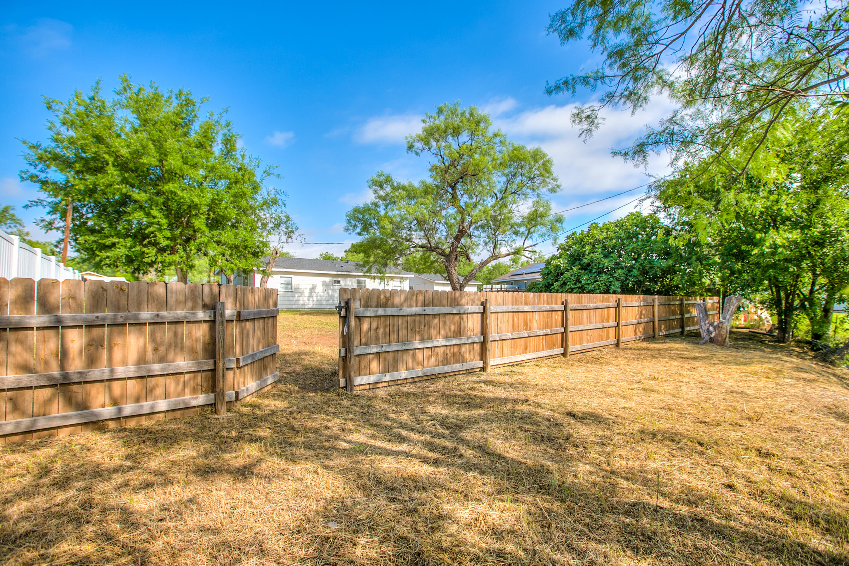 1630 Canal Road Property Photo 25