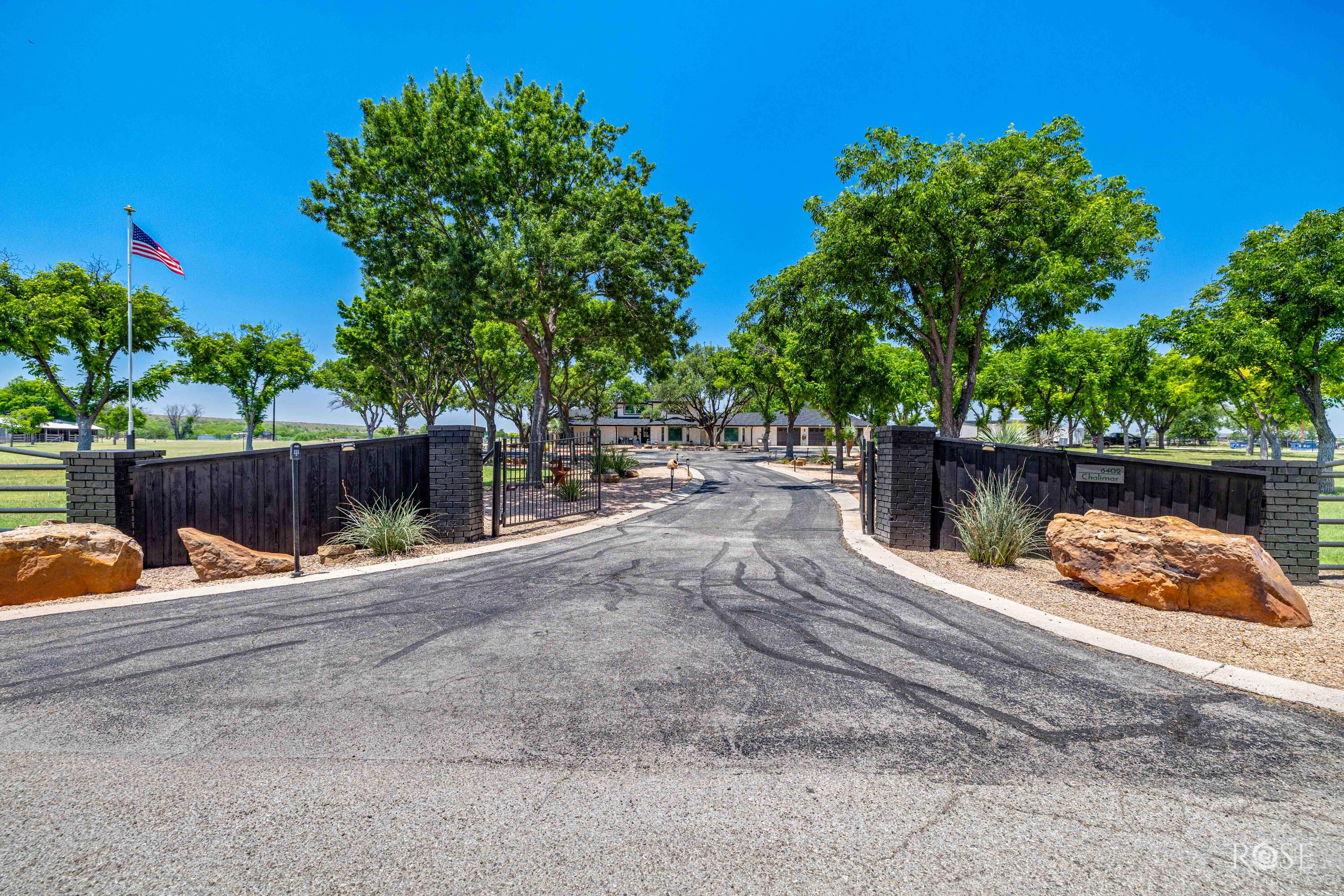6402 Chalimar Road Property Photo 1