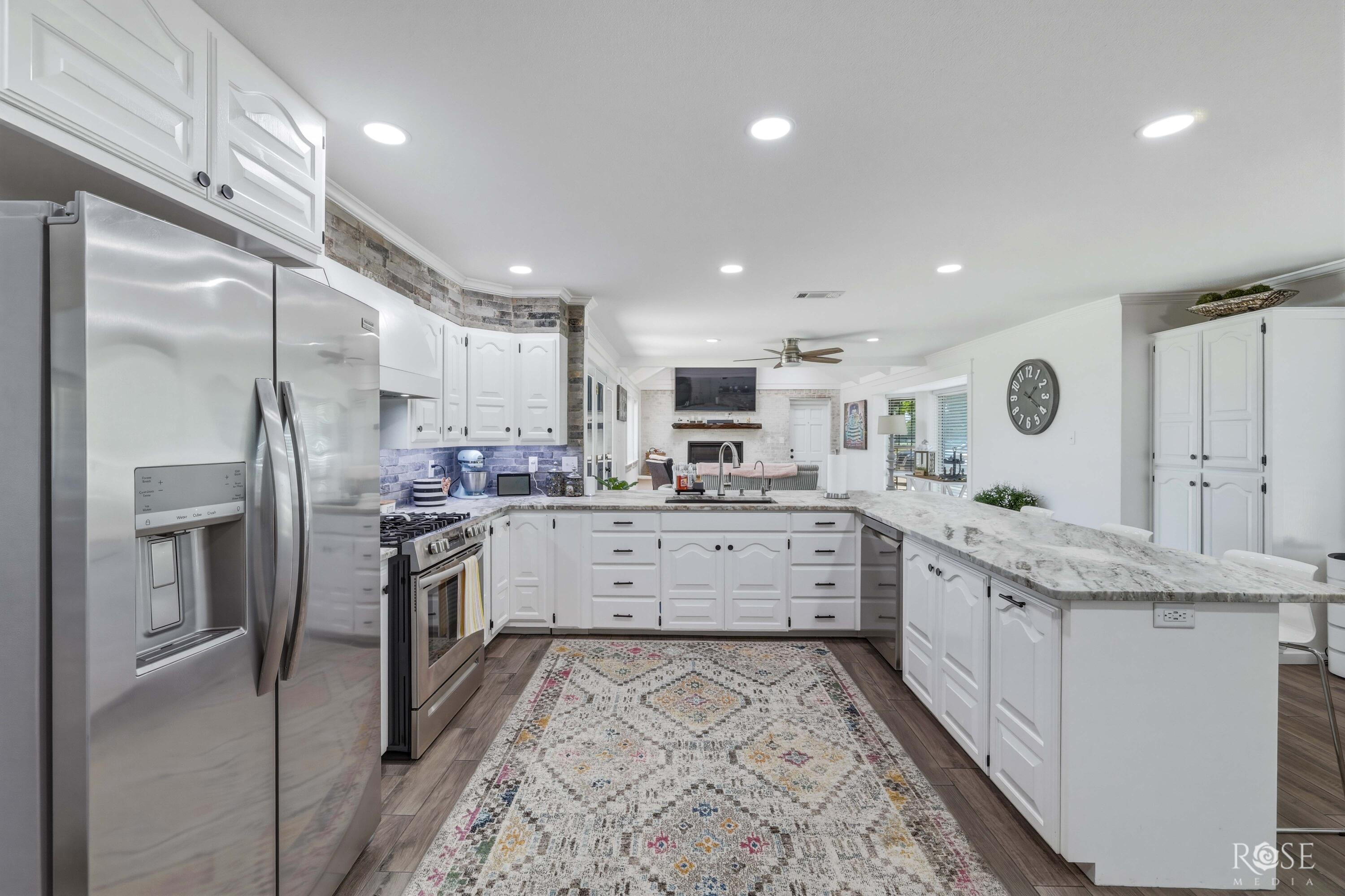 6402 Chalimar Road Property Photo 13