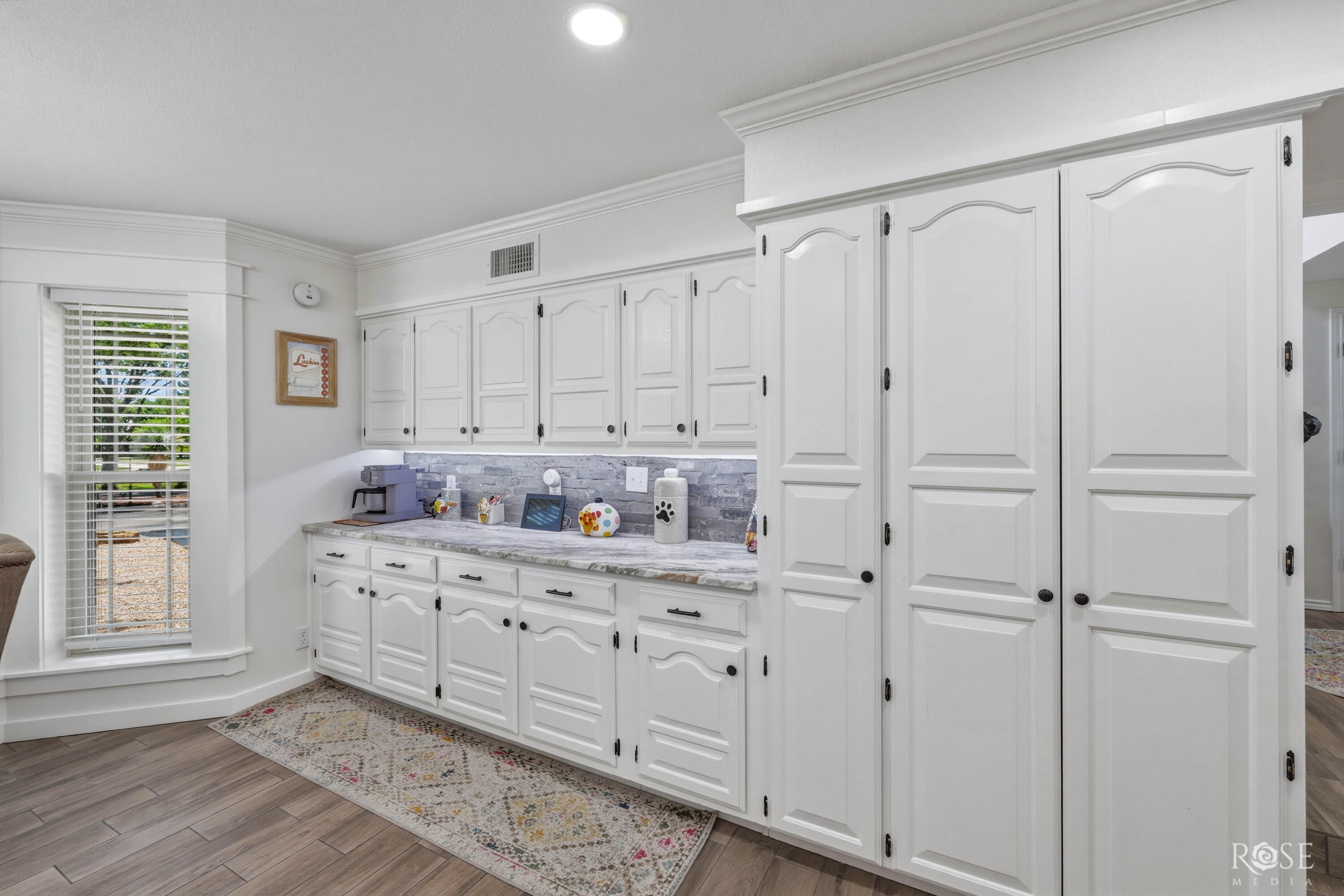 6402 Chalimar Road Property Photo 16