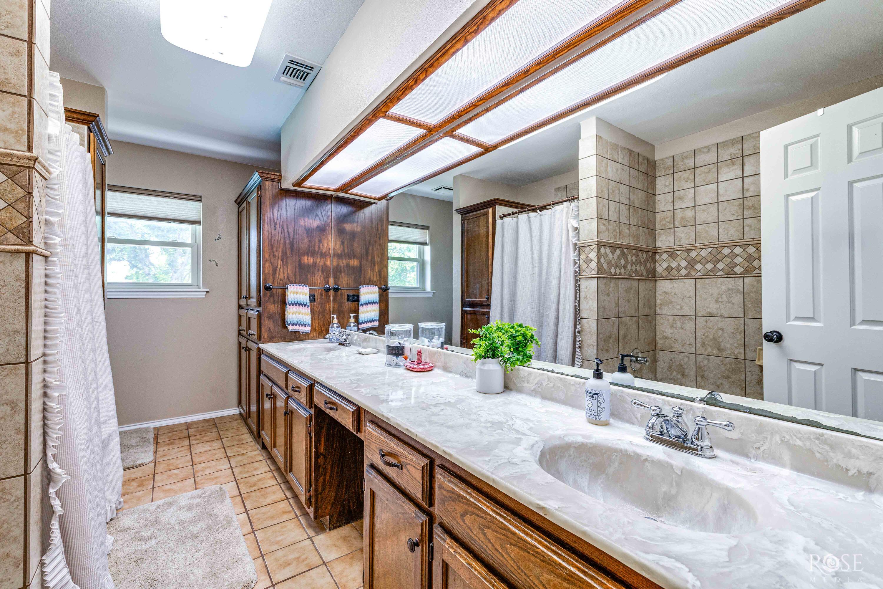 6402 Chalimar Road Property Photo 43