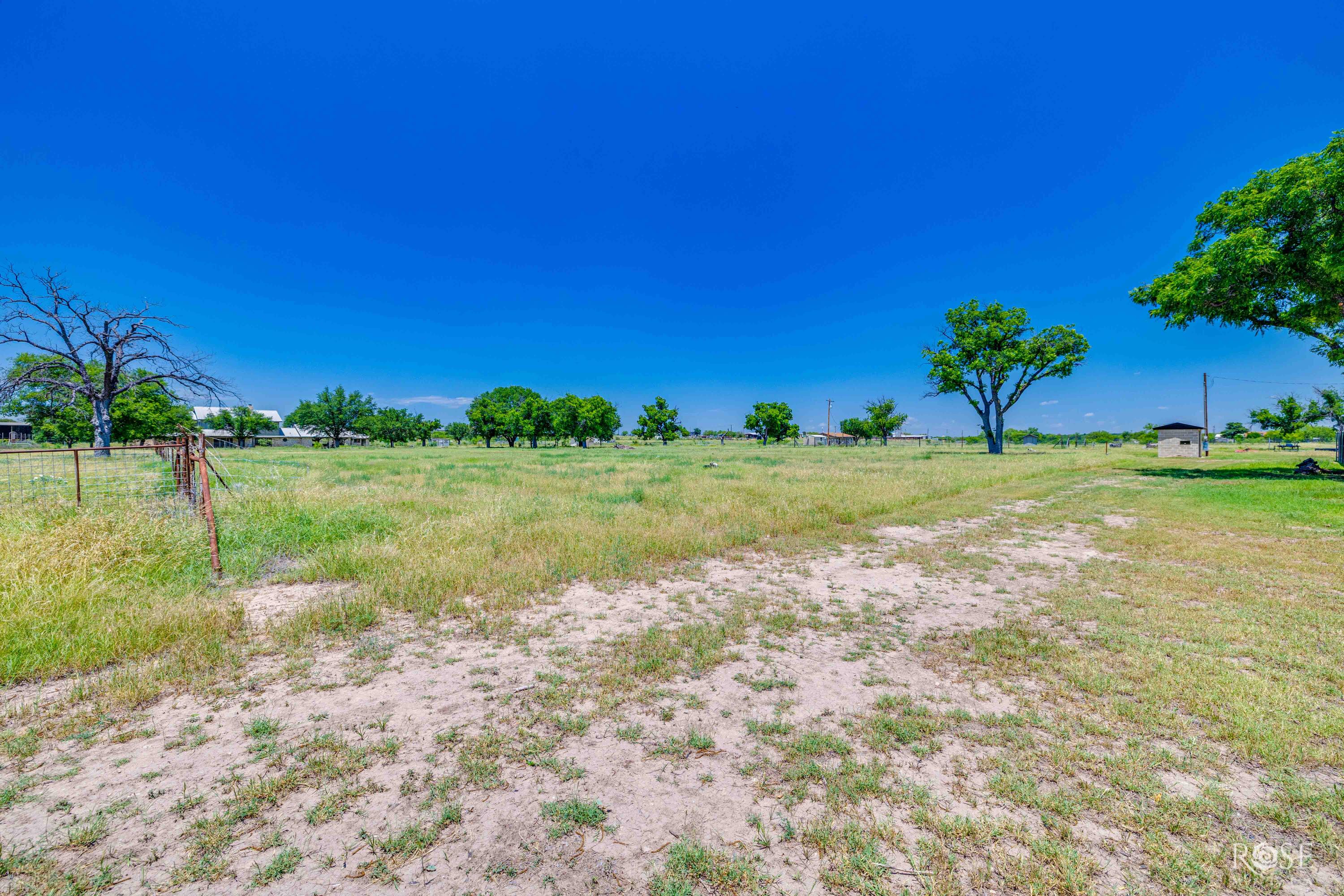 6402 Chalimar Road Property Photo 6