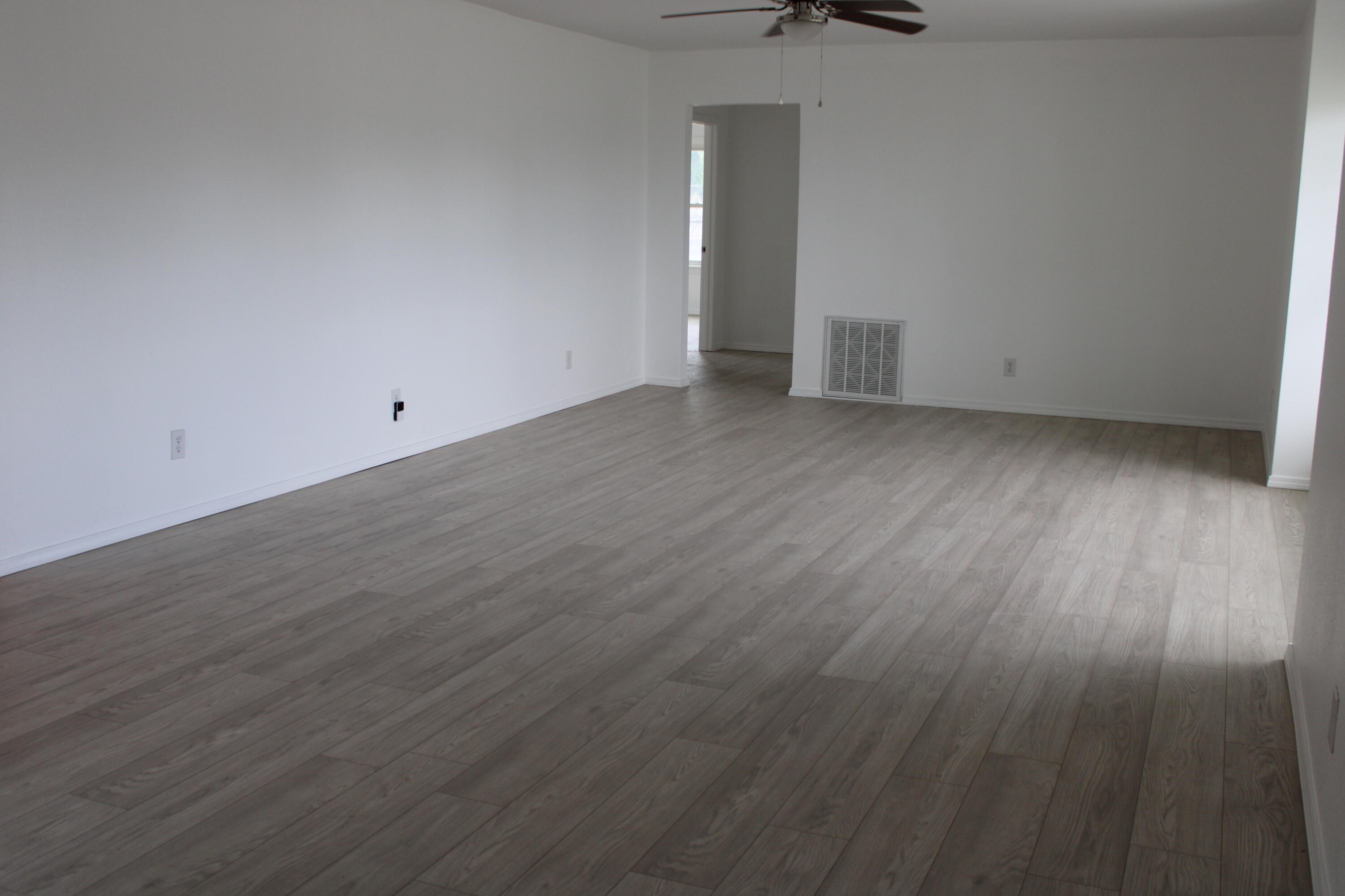 3922 Grape Creek Road Property Photo 2