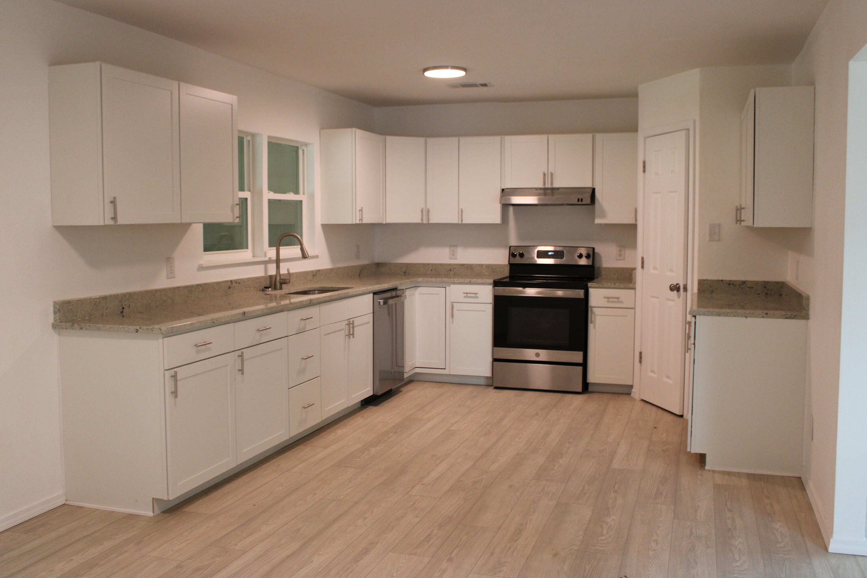 3922 Grape Creek Road Property Photo 4