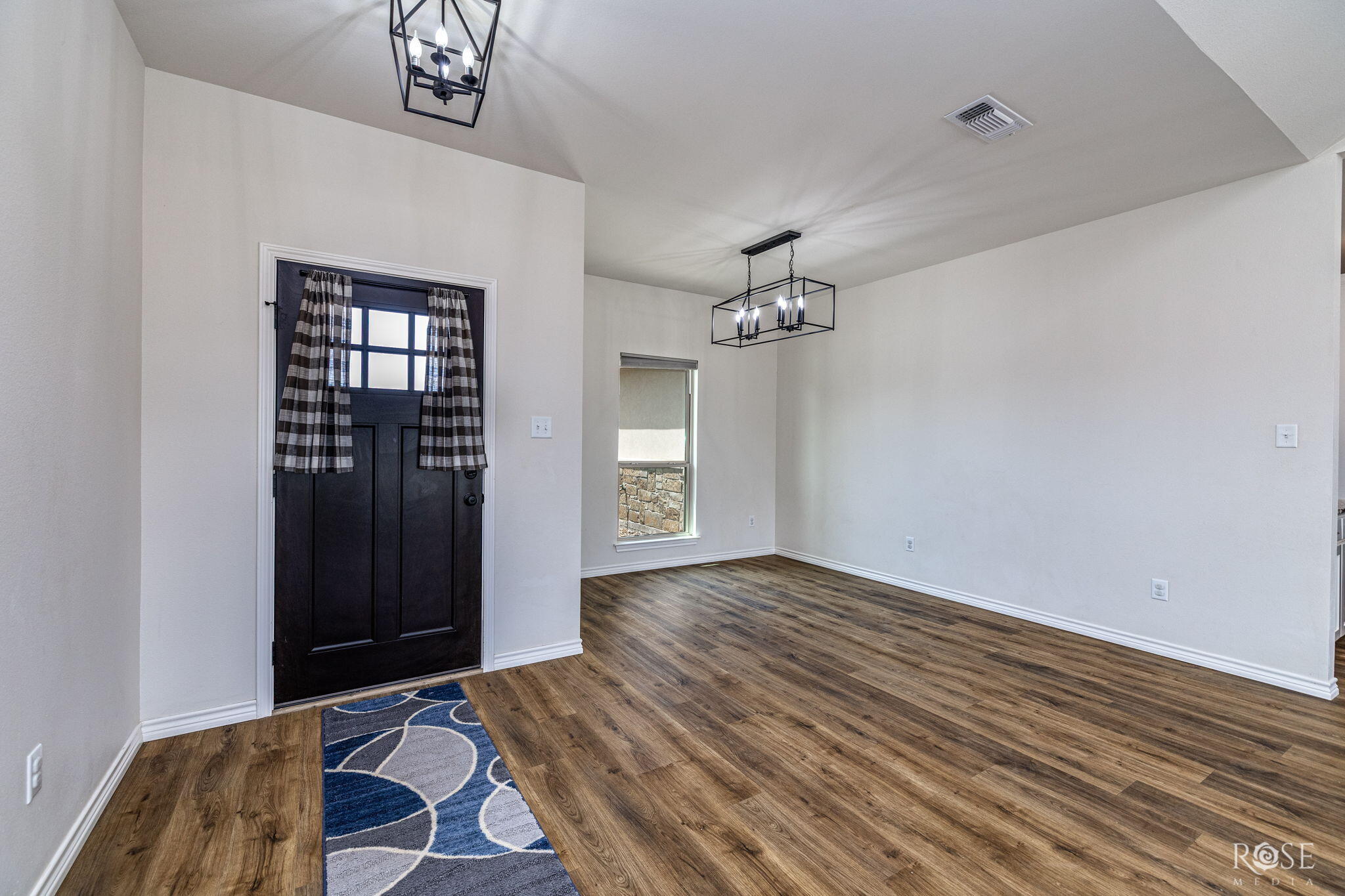 1938 Beaty Road Property Photo 6