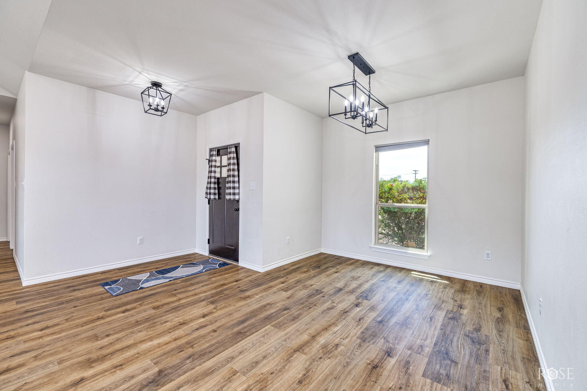 1938 Beaty Road Property Photo 7