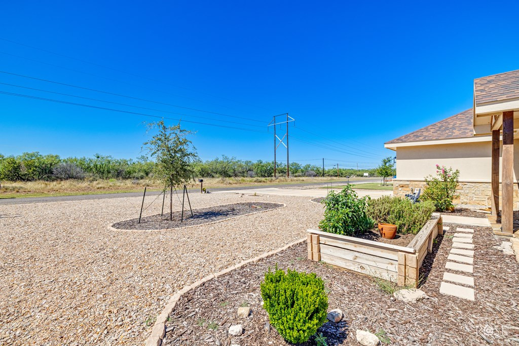 1938 Beaty Road Property Photo 40