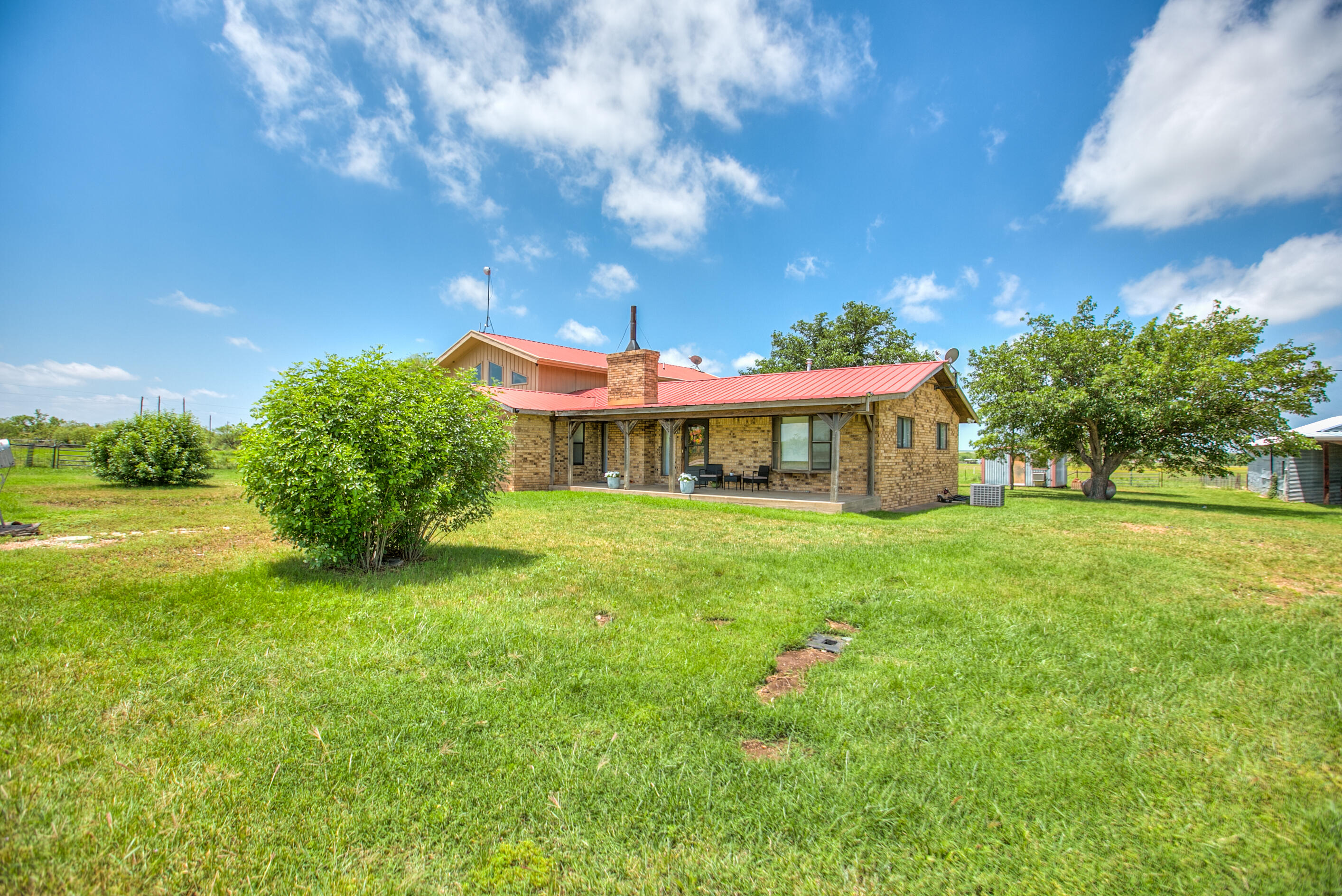 2602 Fm2111 Property Photo 2
