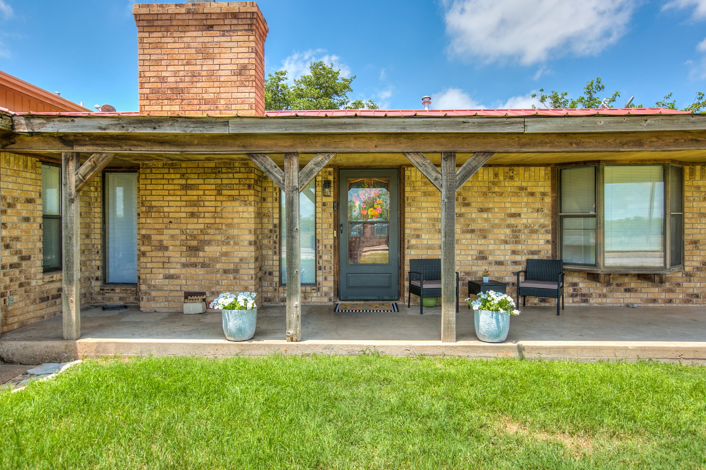 2602 Fm2111 Property Photo 5
