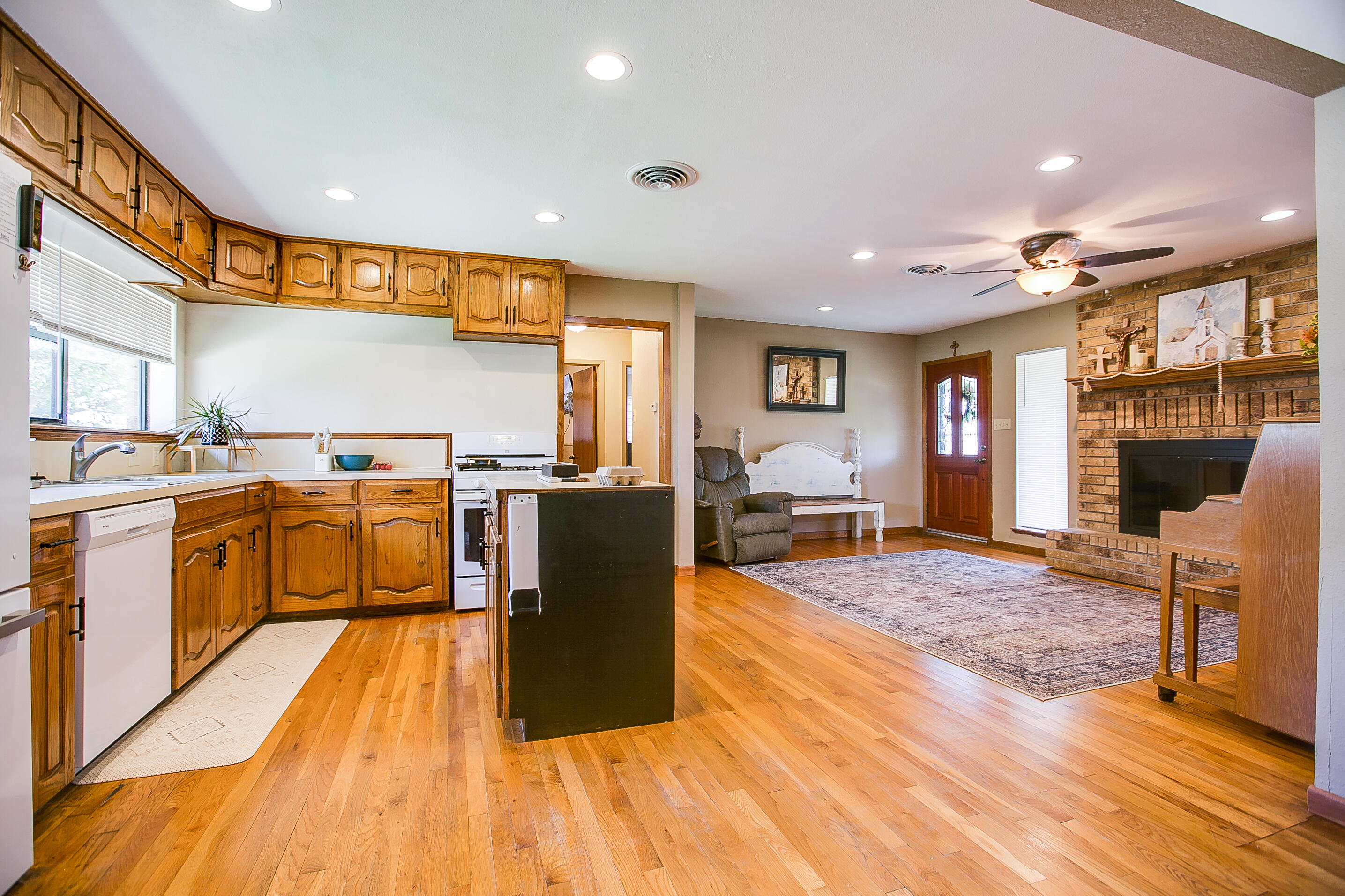 2602 Fm2111 Property Photo 21