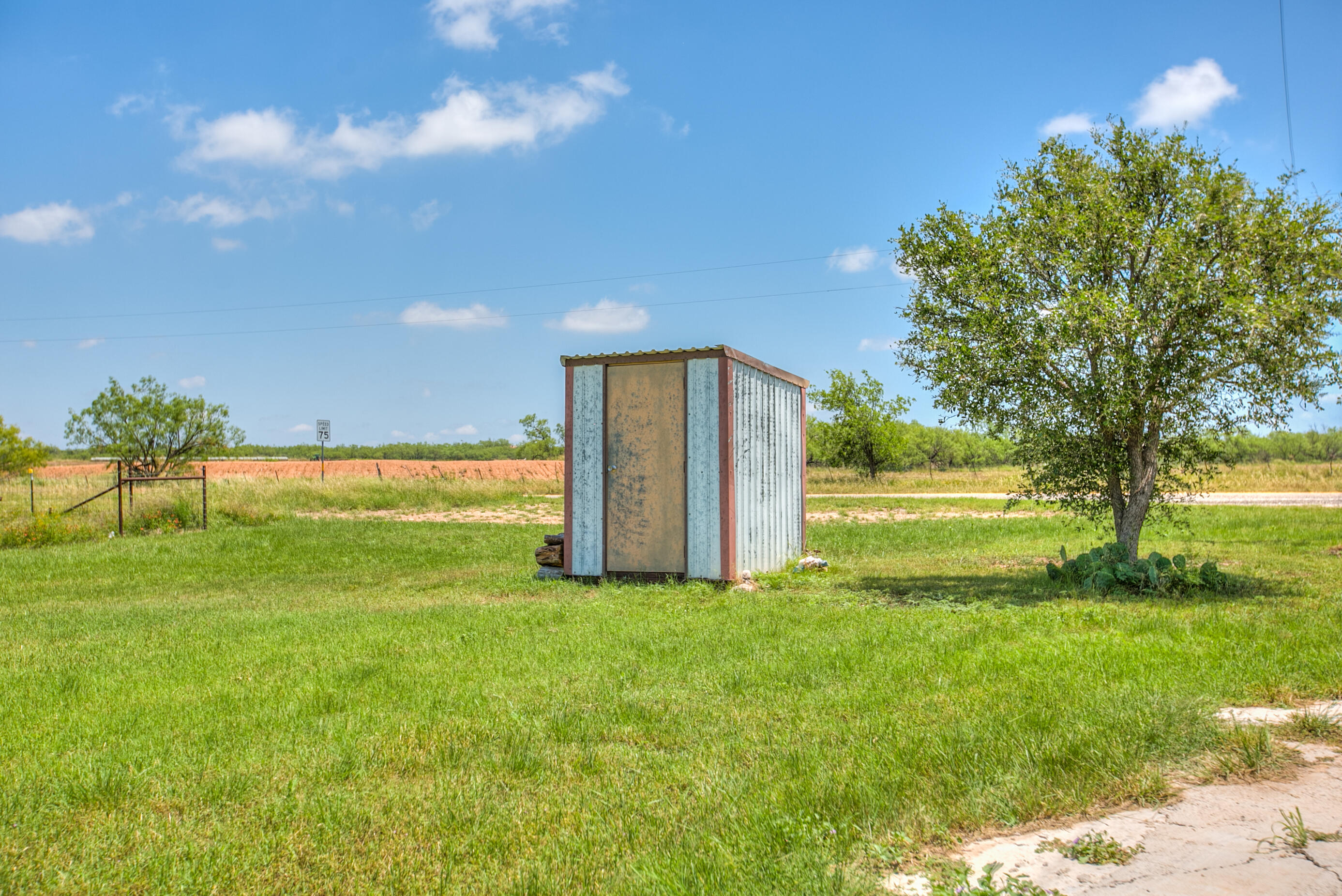 2602 Fm2111 Property Photo 56