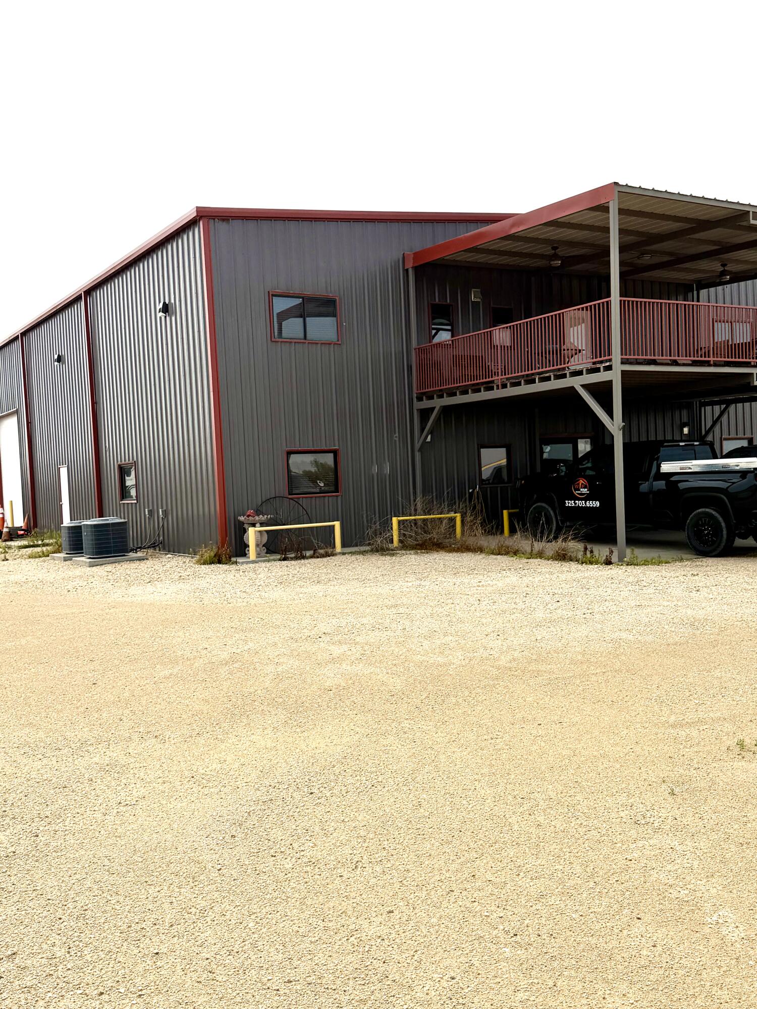 6656 Spindle Top Road Property Photo 1