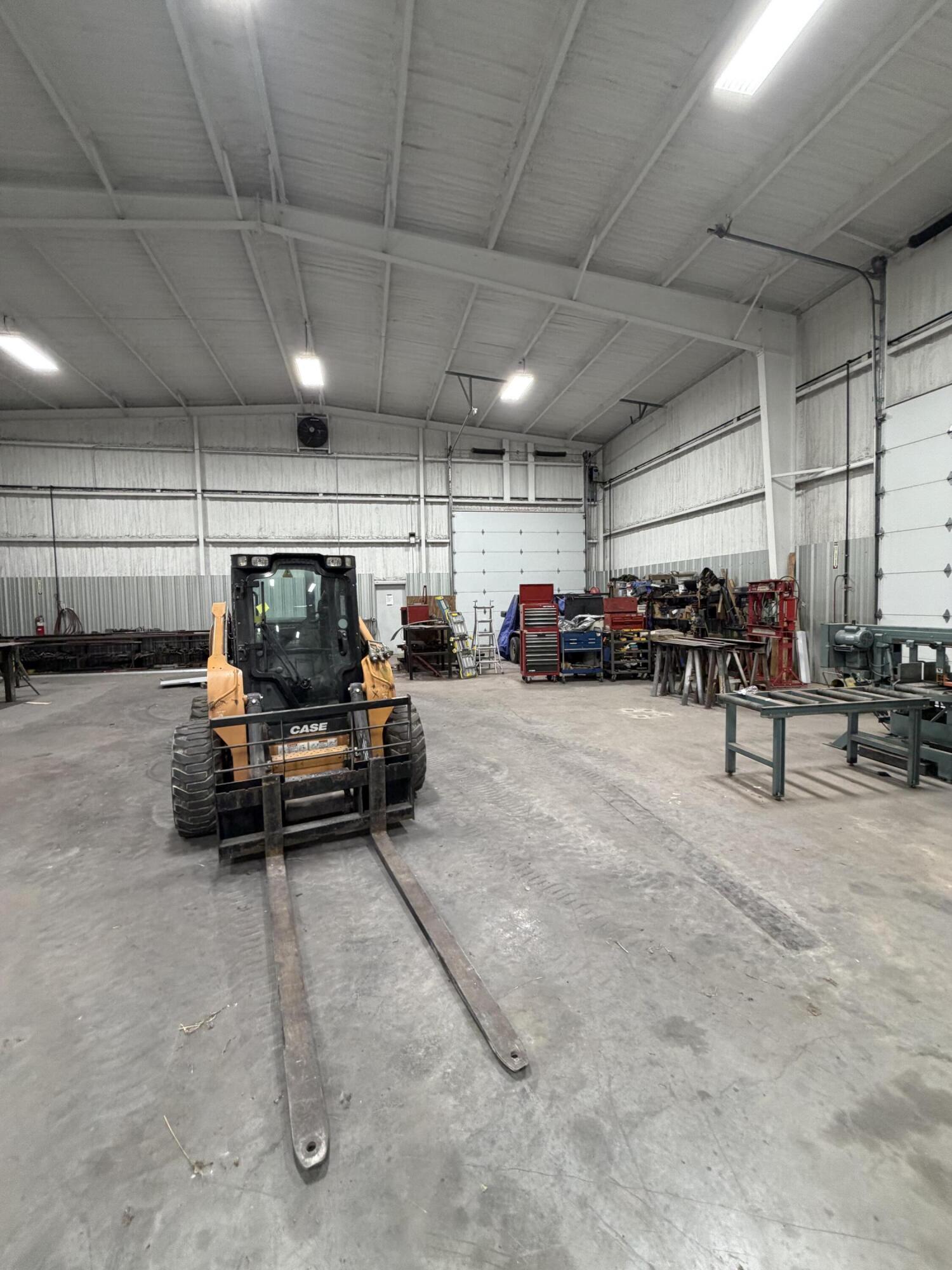 6656 Spindle Top Road Property Photo 32