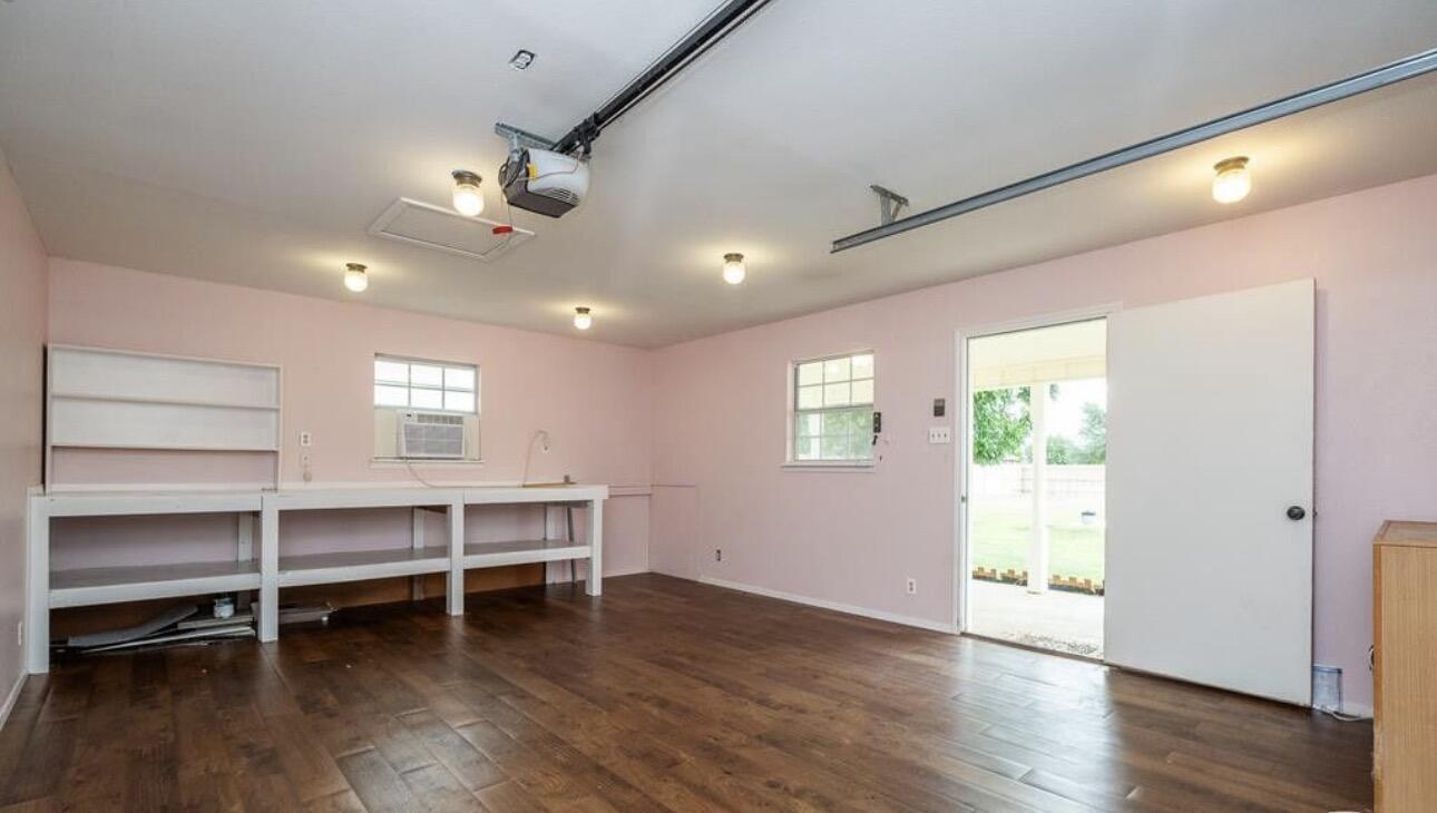 1304 Sea Island Road Property Photo 2