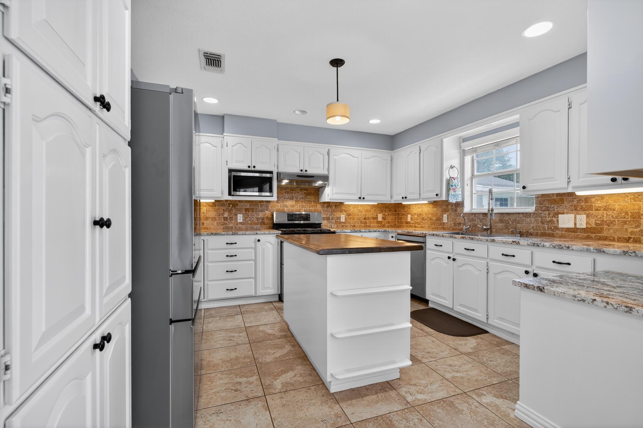1304 Sea Island Road Property Photo 32