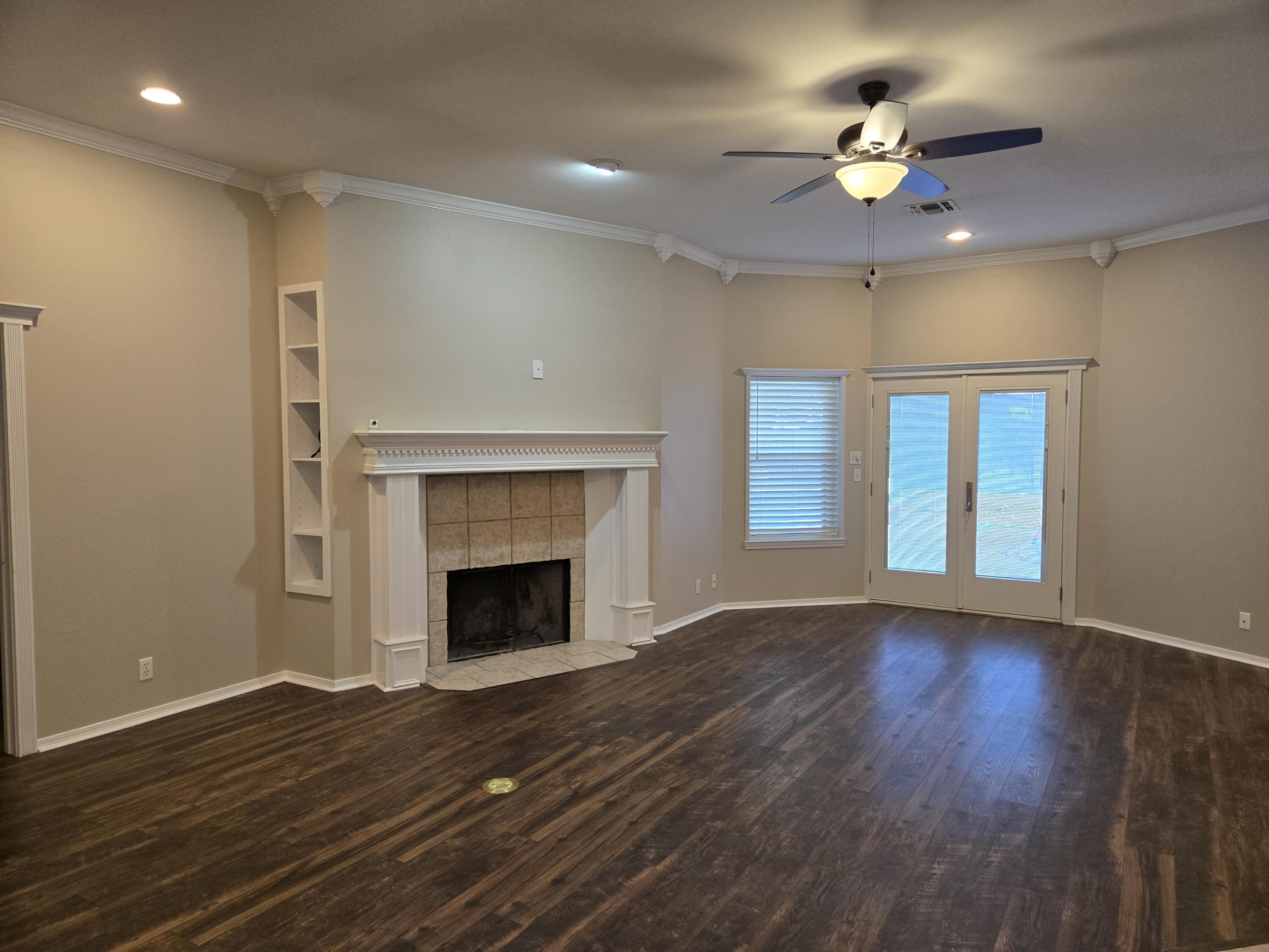 3015 Grandview Drive Property Photo 2