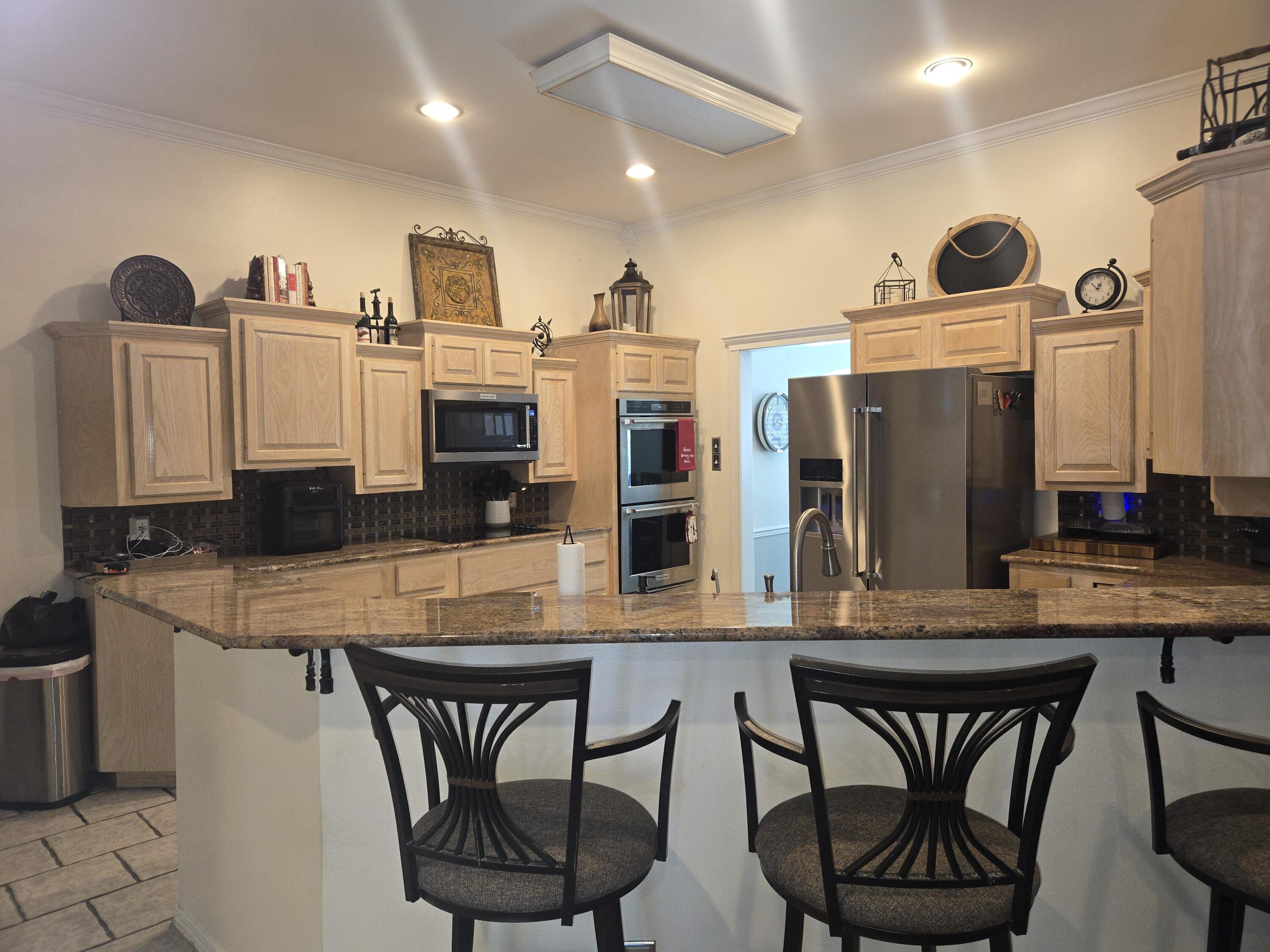 3015 Grandview Drive Property Photo 3