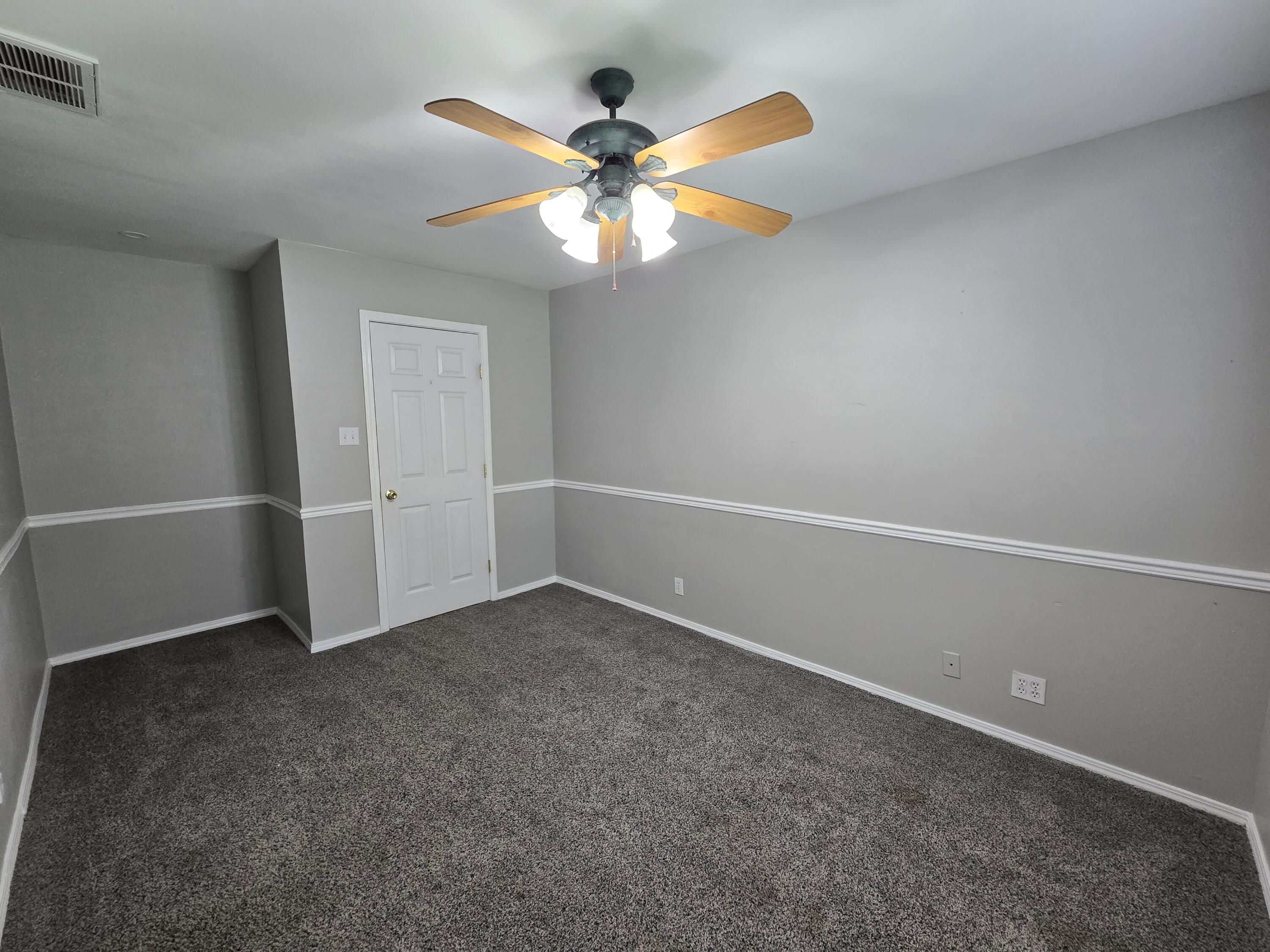 3015 Grandview Drive Property Photo 14