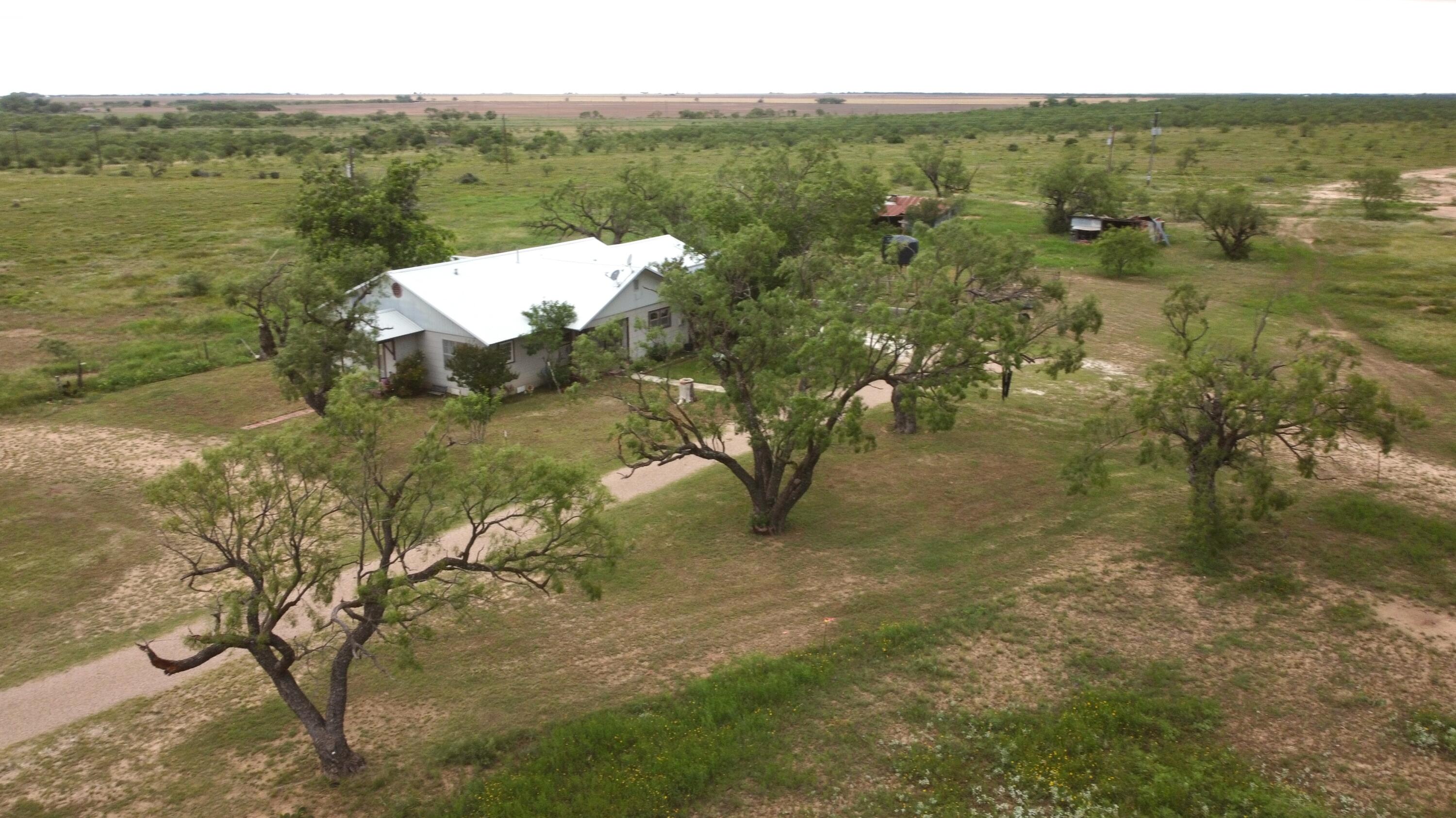 1818 Co Rd 267 Property Photo 5