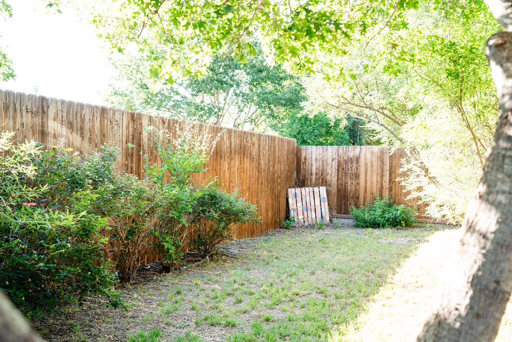 1215 Dorchester Drive Property Photo 23