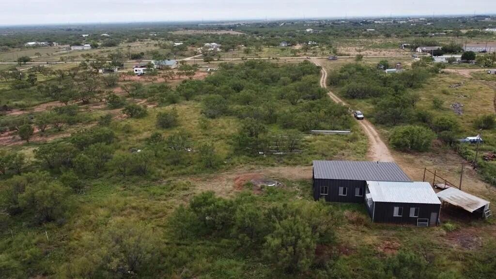 2826 E Landers Road Property Photo 1