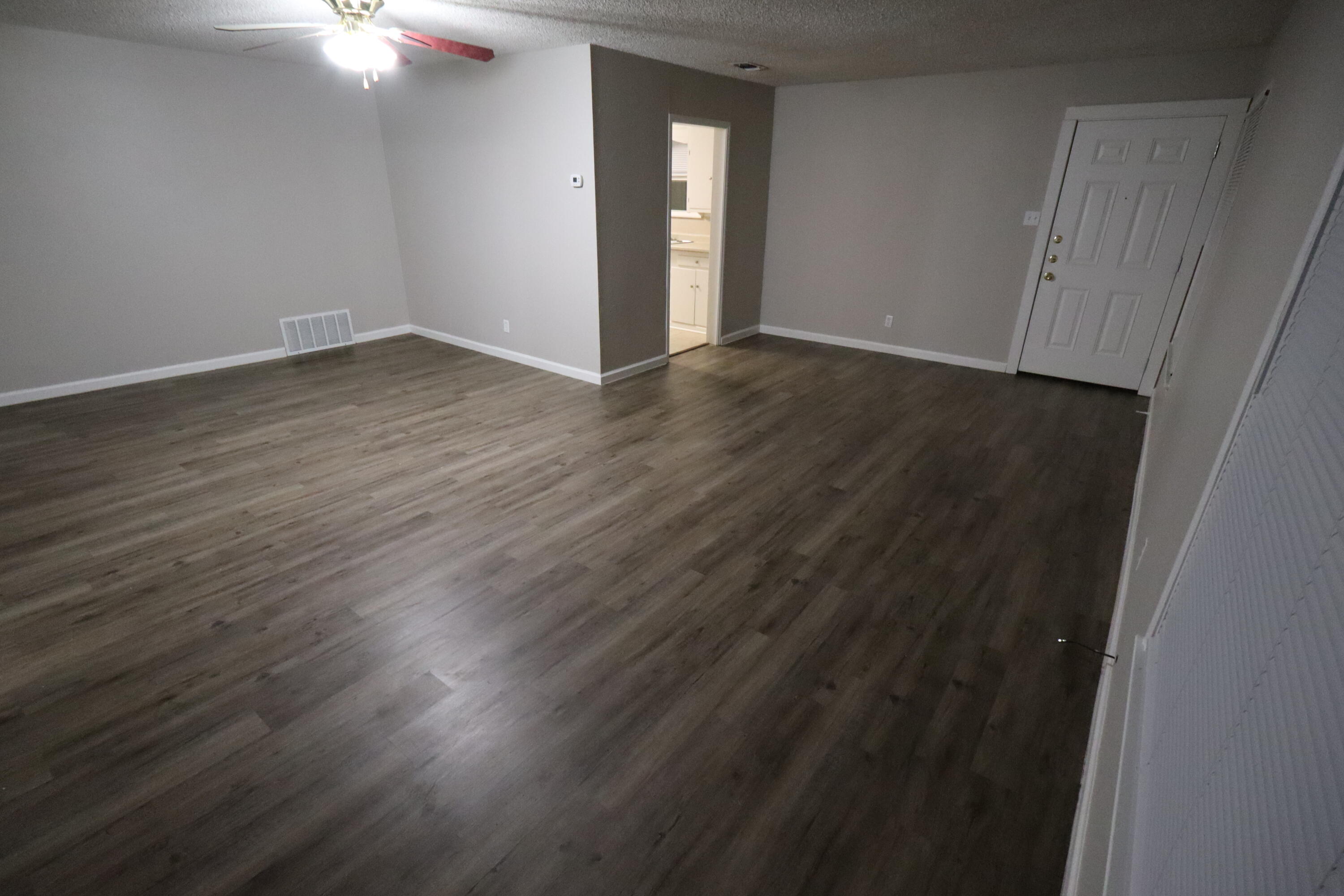 413 N Bishop Street Property Photo 17