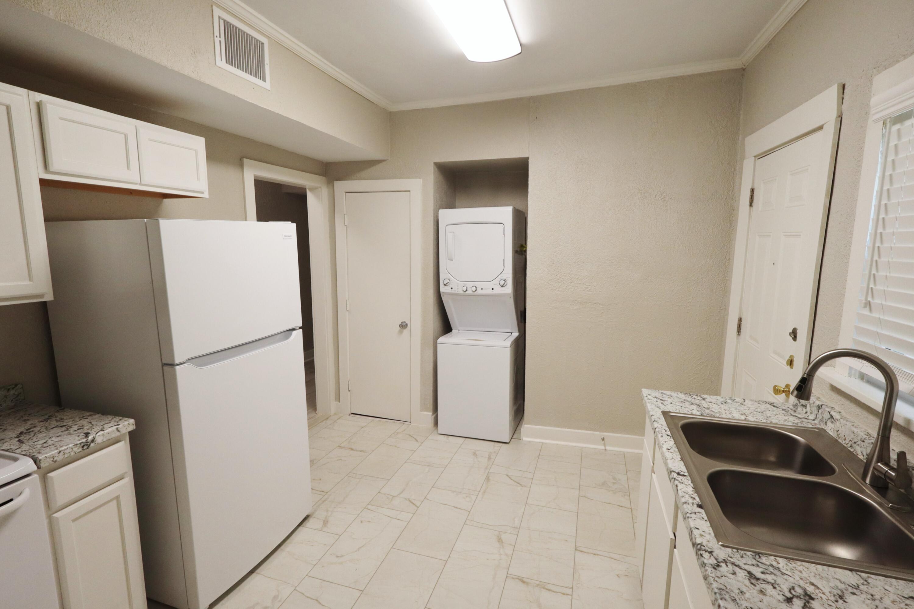 1710 Pecos Street Property Photo 6
