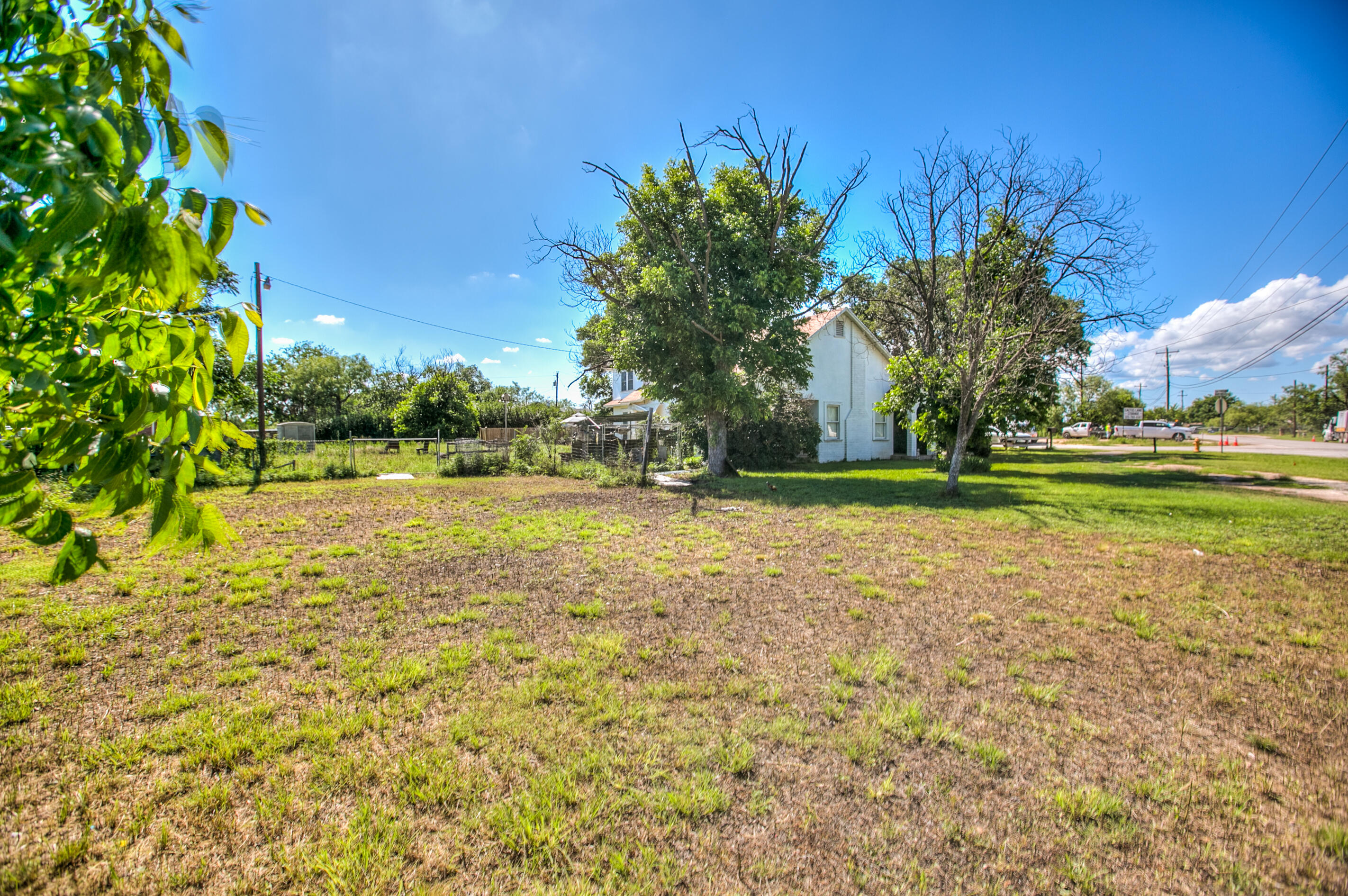 501 Cactus Lane Property Photo 3