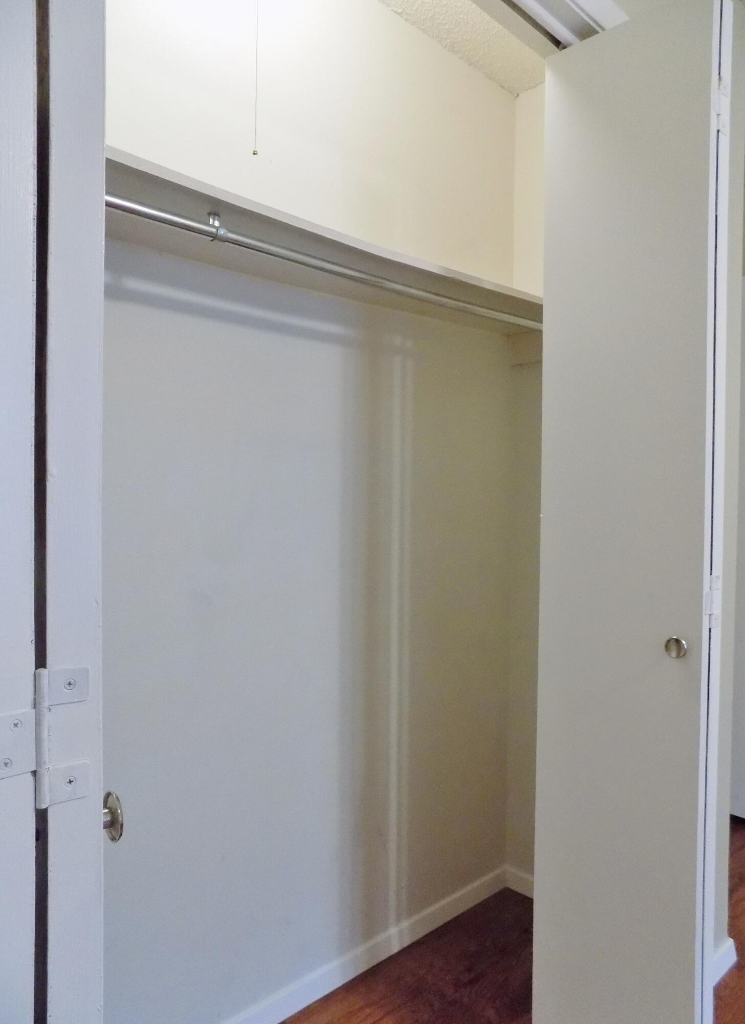 702 E Highland Boulevard Property Photo 6