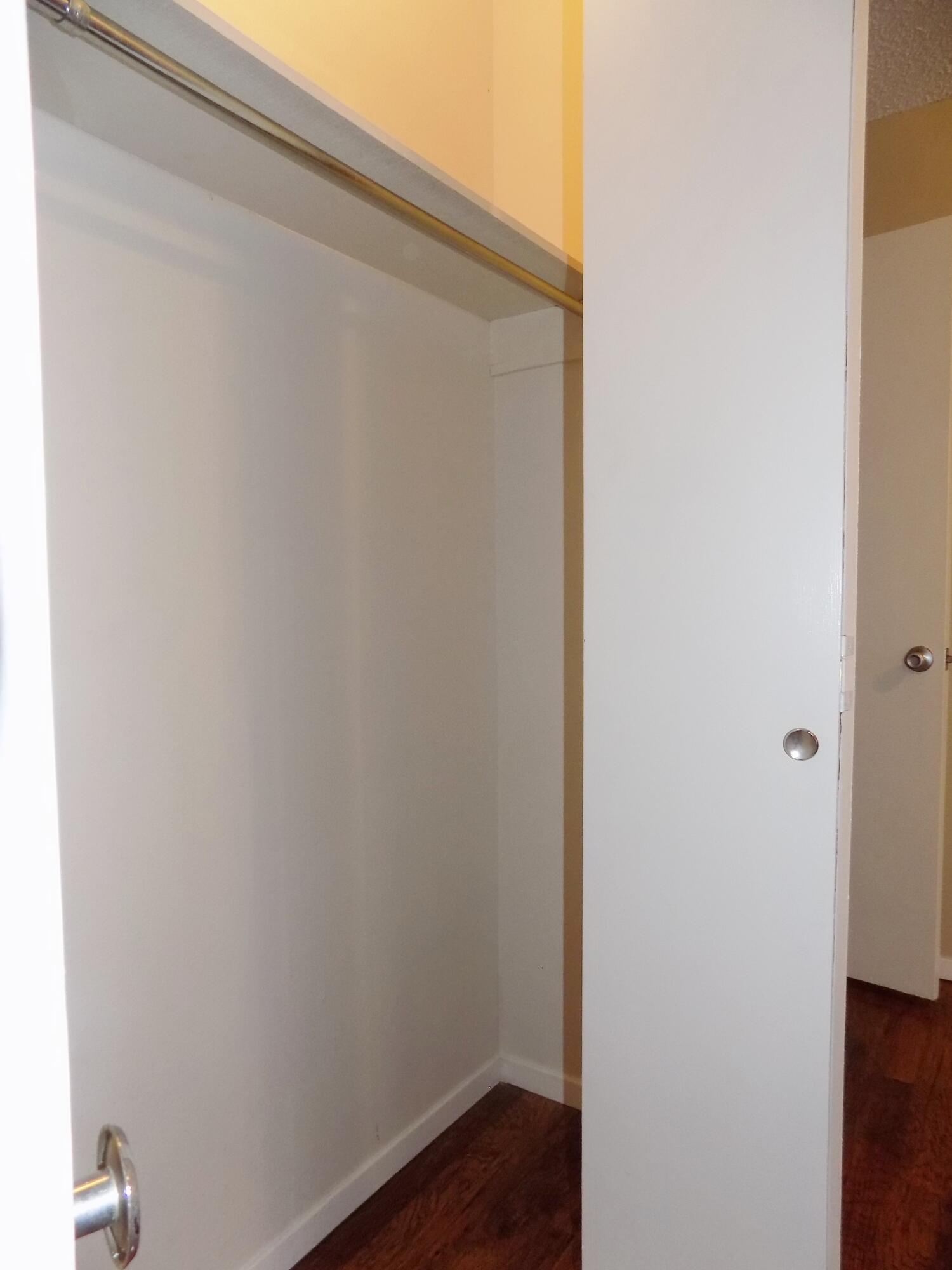 702 E Highland Boulevard Property Photo 9