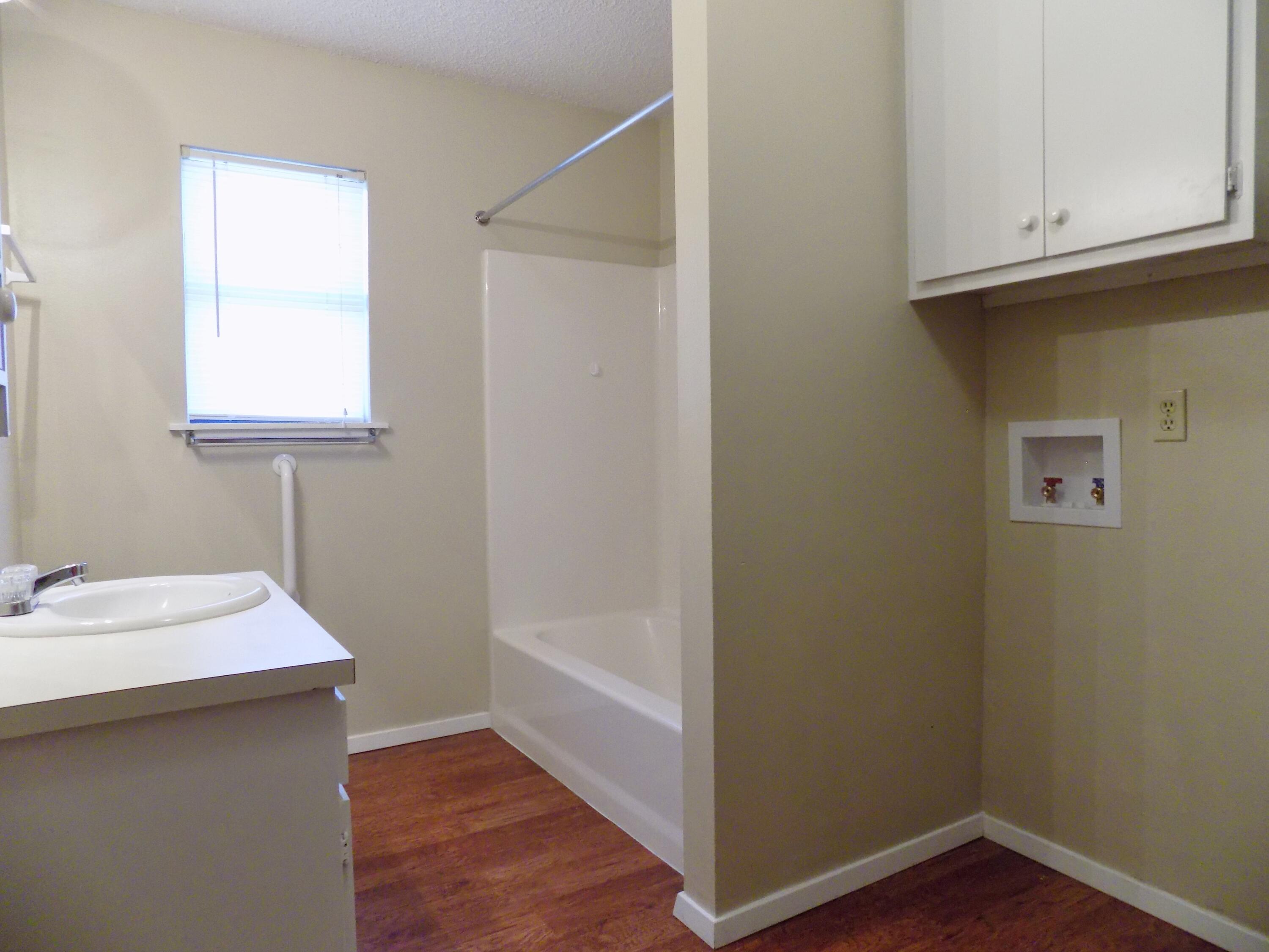 702 E Highland Boulevard Property Photo 12