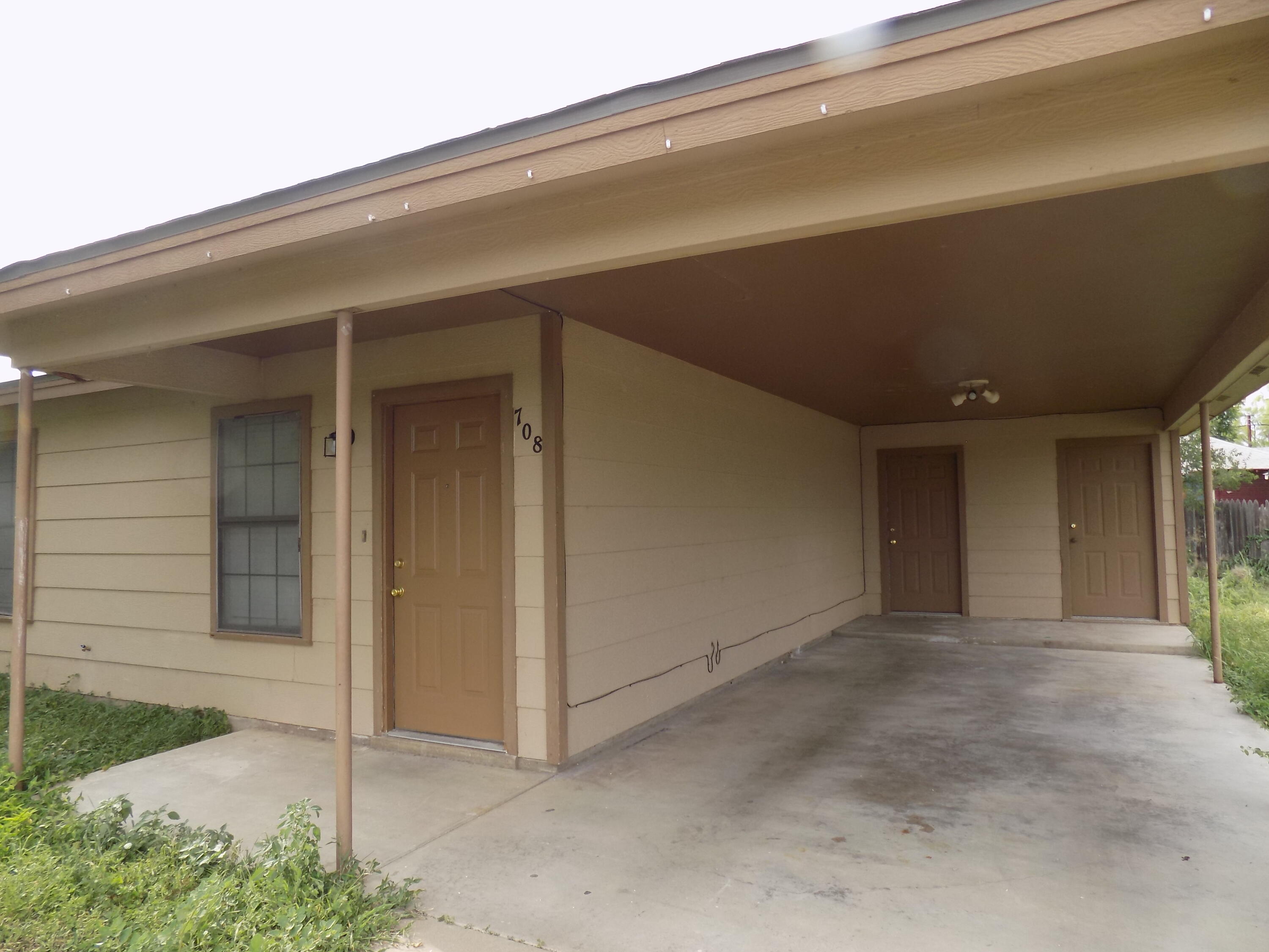 706 E Highland Boulevard Property Photo 11