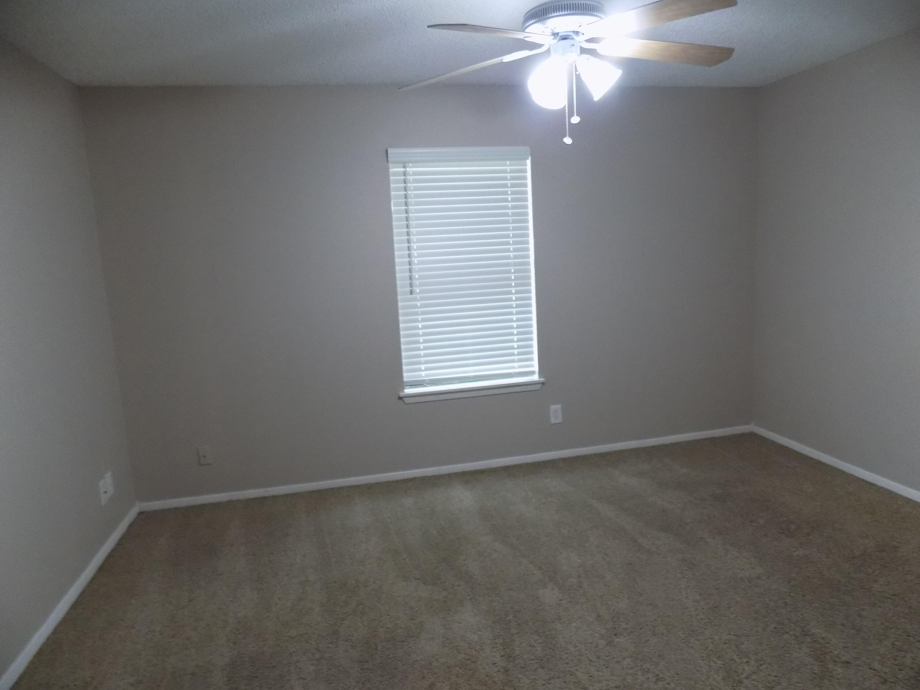 706 E Highland Boulevard Property Photo 21