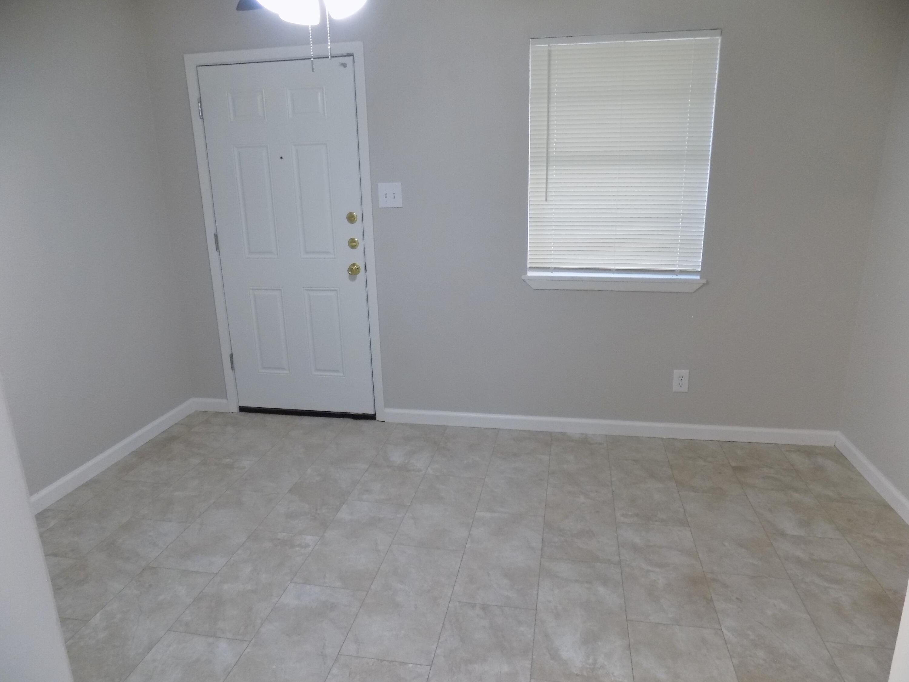 712 E Highland Boulevard Property Photo 14