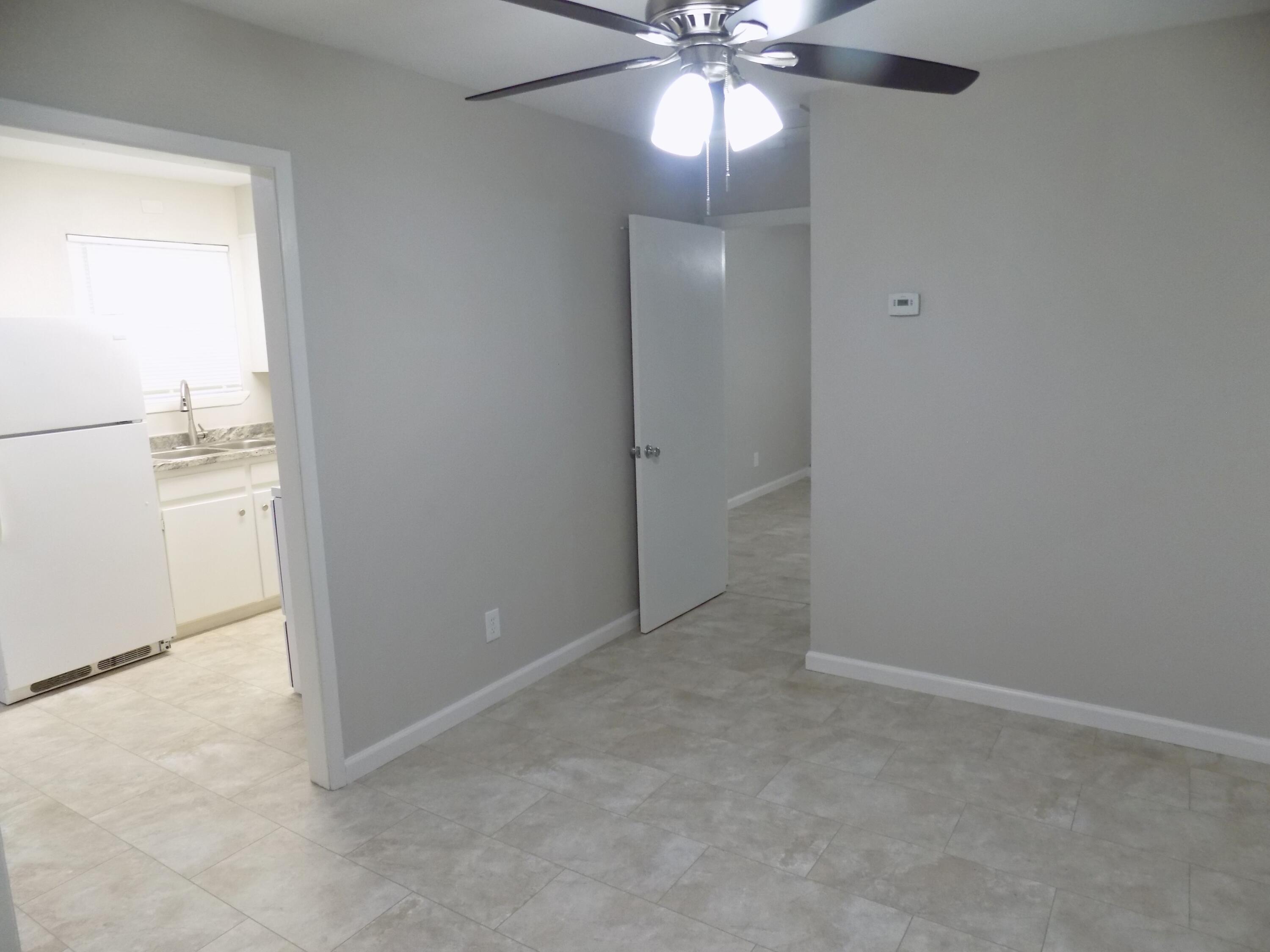 712 E Highland Boulevard Property Photo 15