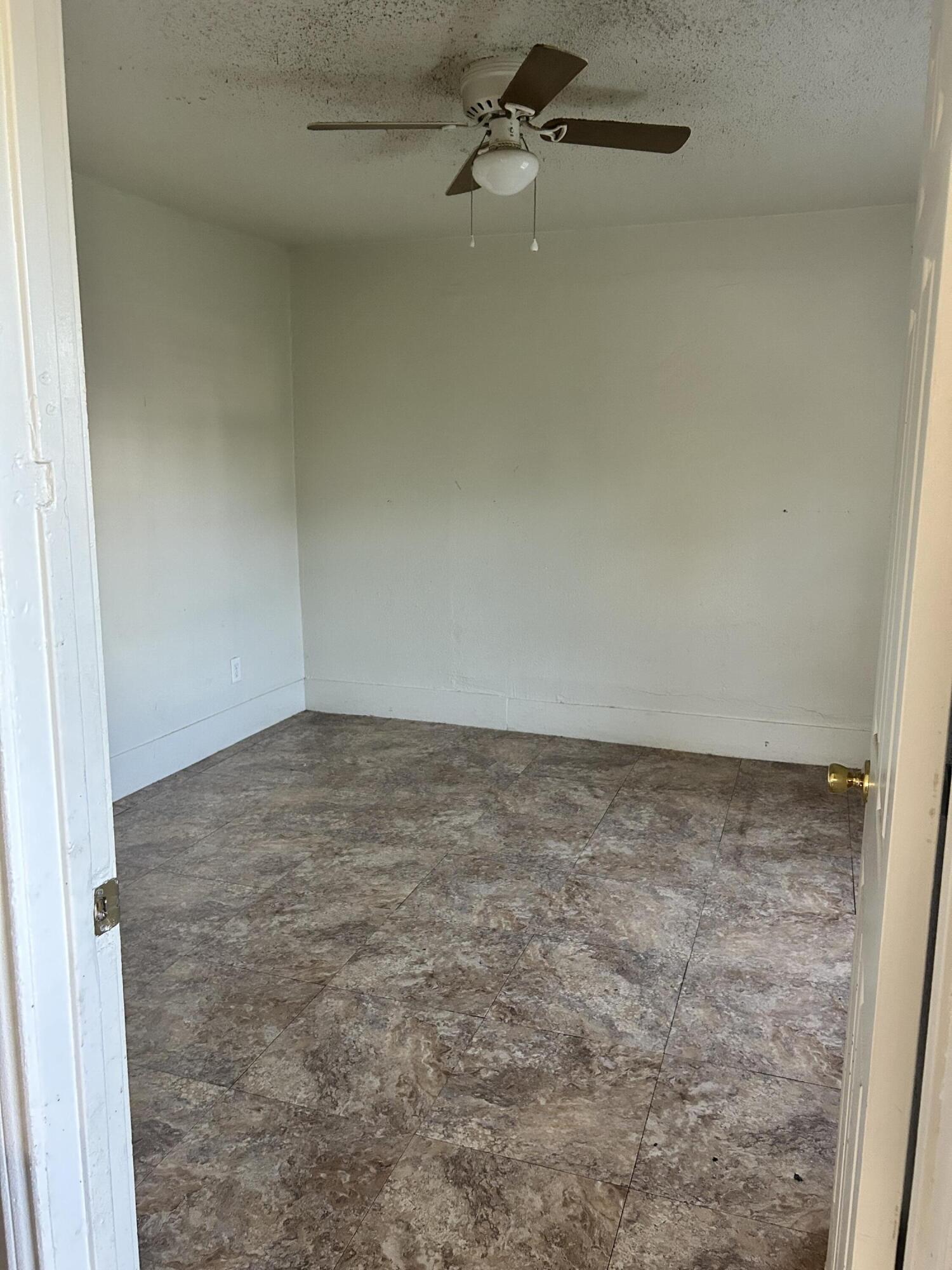 207 W 25th Street Property Photo 6