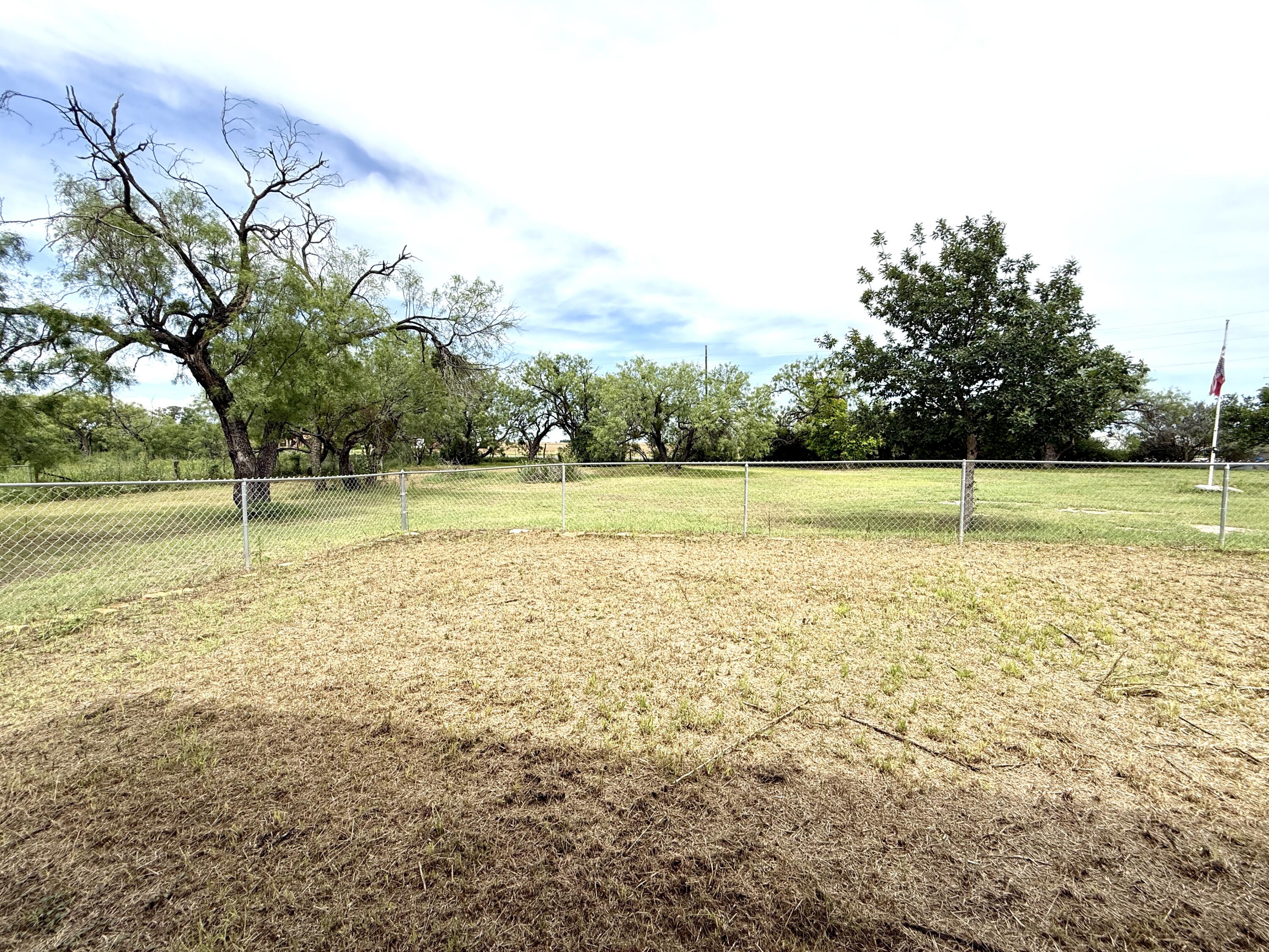 5953 State Highway 208 Property Photo 12