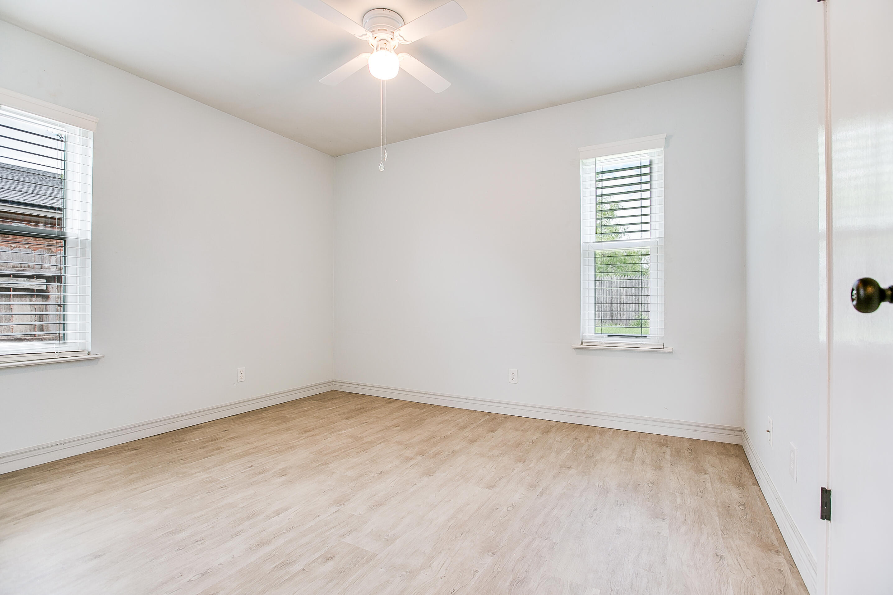3390 Ridgemar Drive Property Photo 17