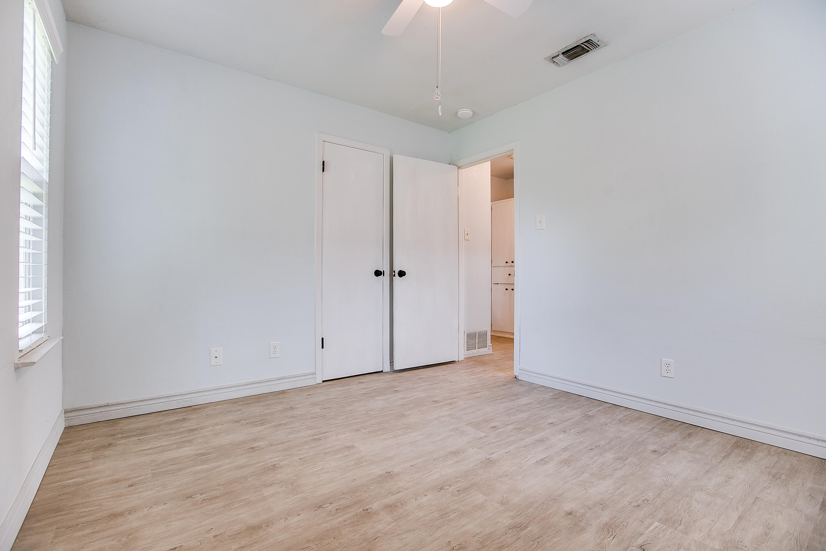 3390 Ridgemar Drive Property Photo 18